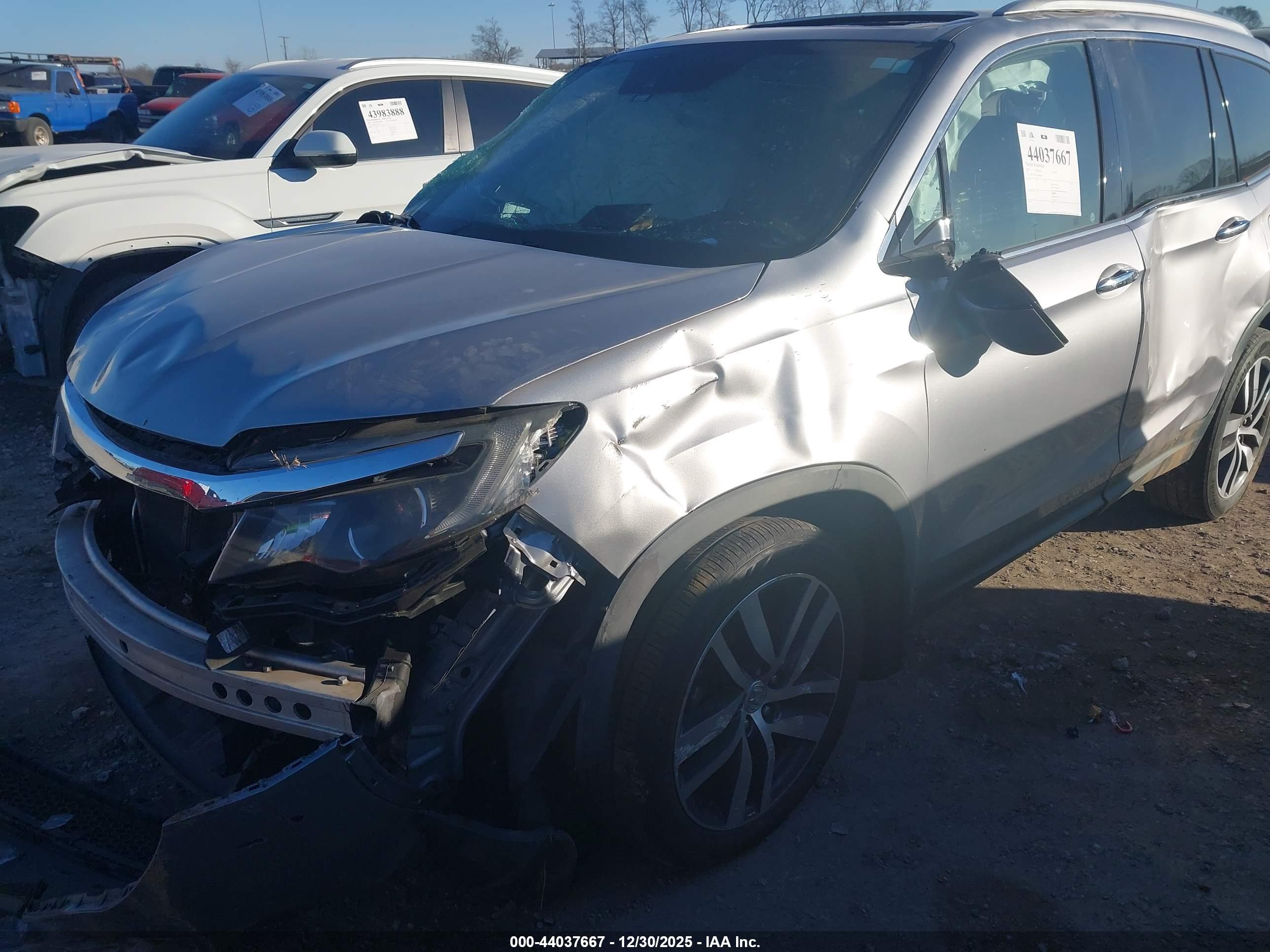 HONDA PILOT image 6