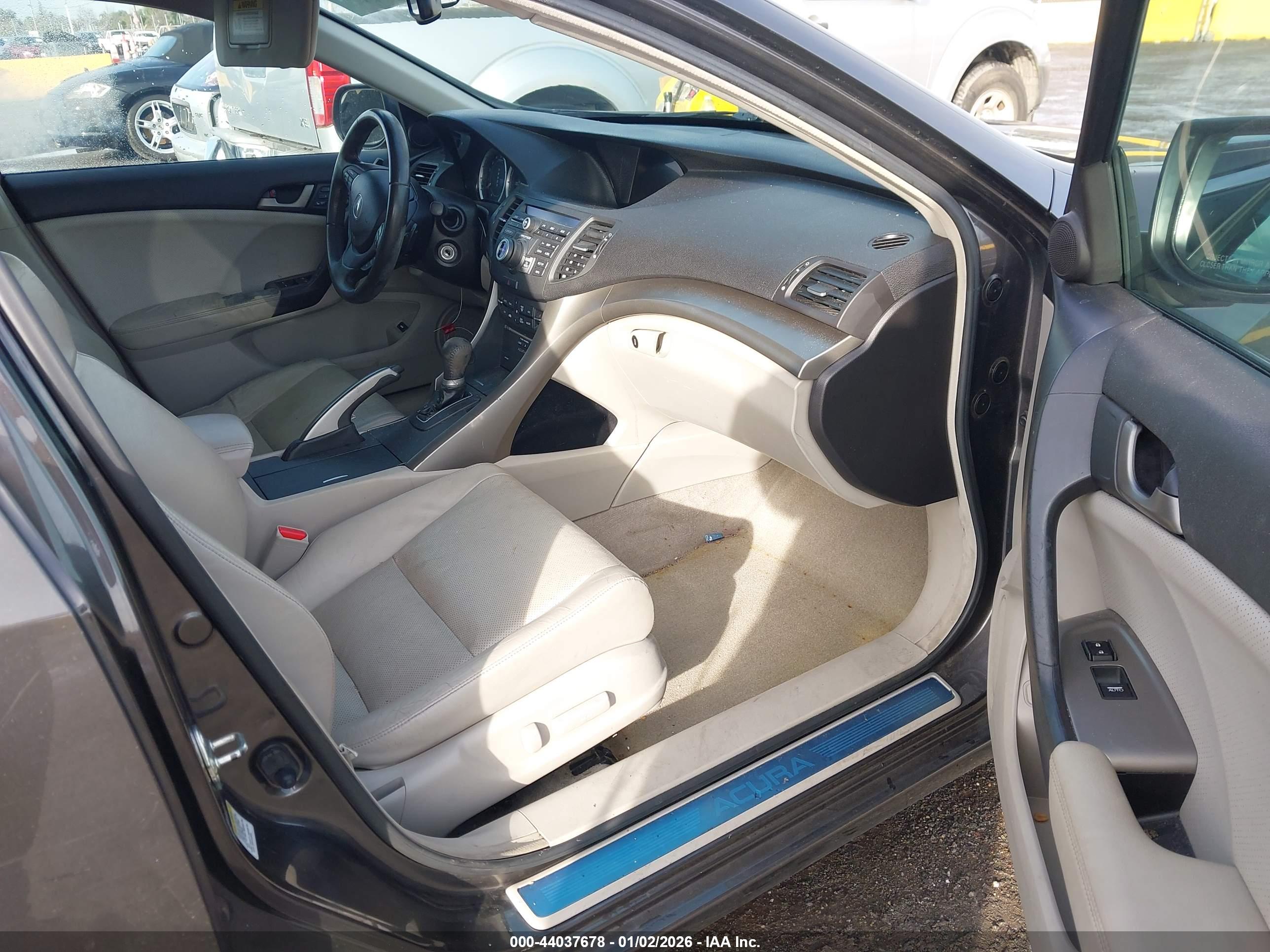 ACURA TSX image 5