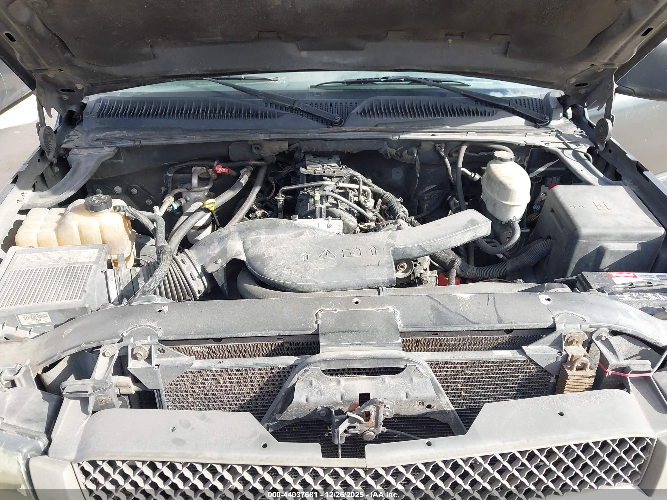 CHEVROLET AVALANCHE image 10