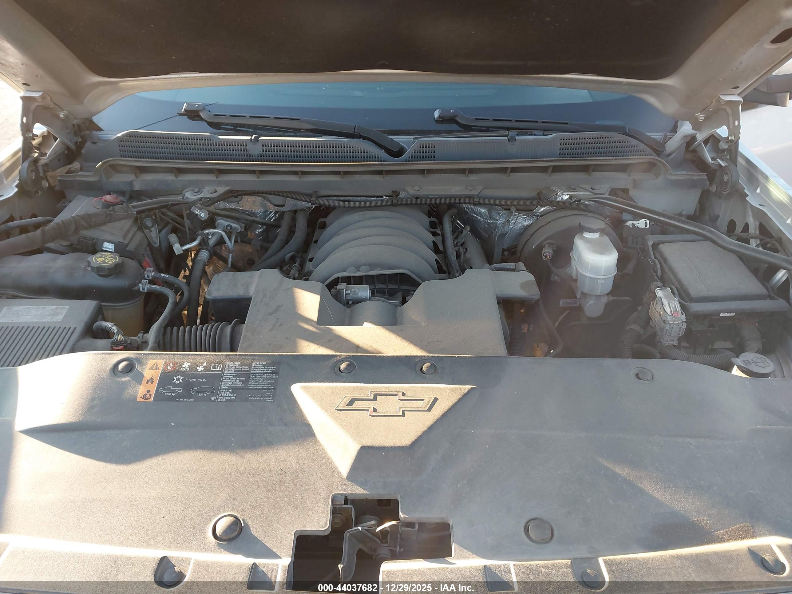 CHEVROLET SILVERADO image 10