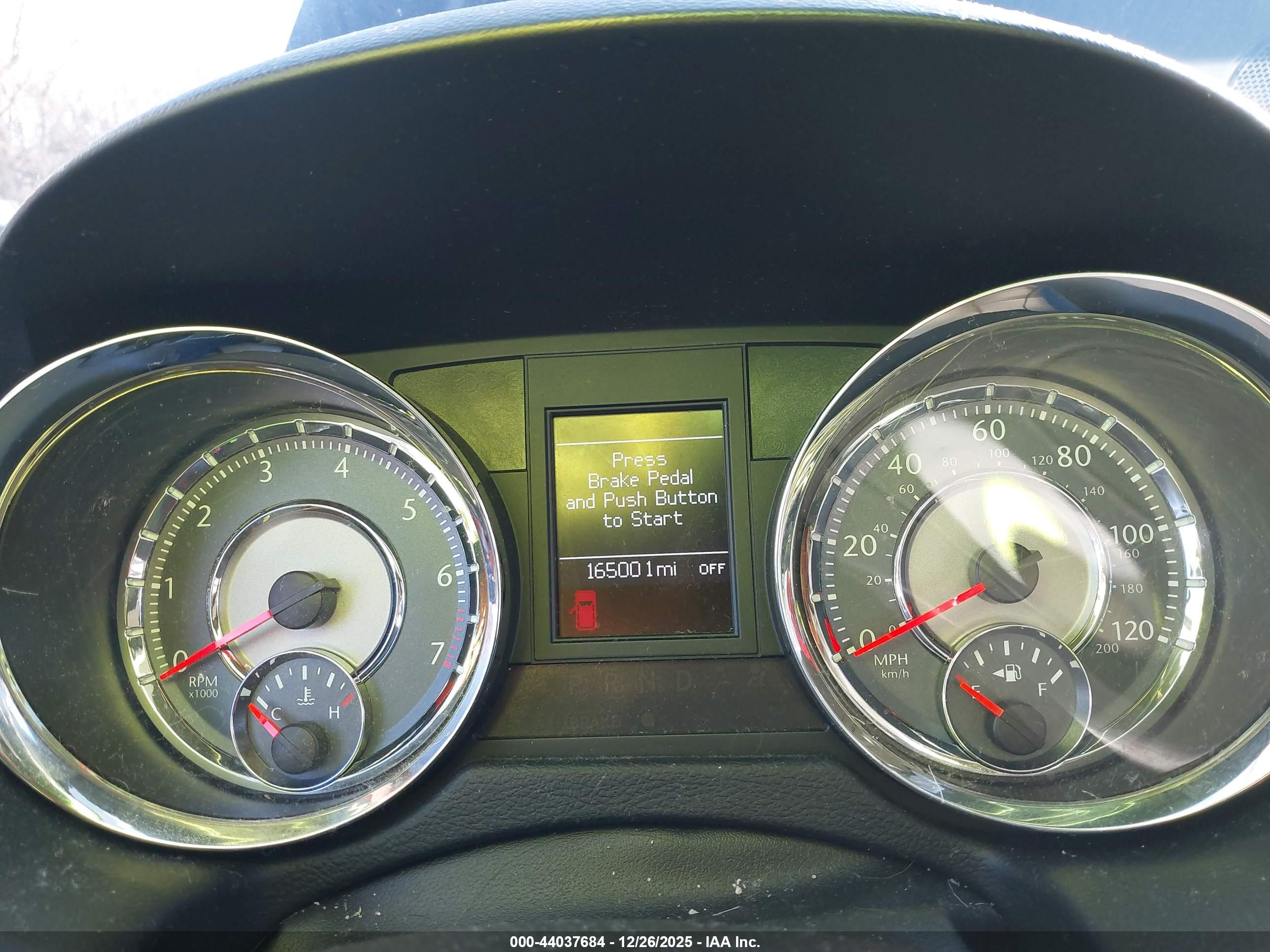 CHRYSLER TOWN image 7