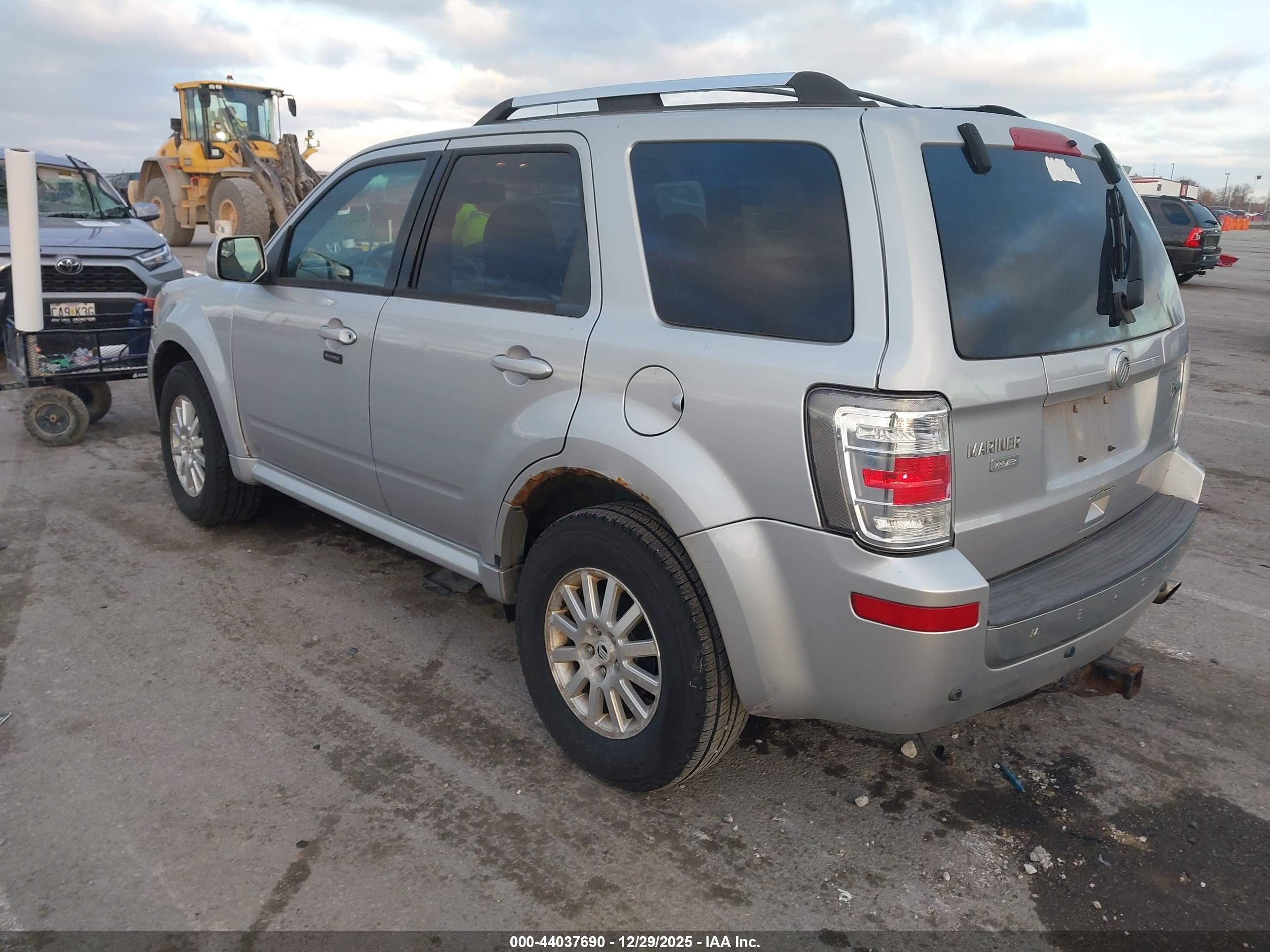 MERCURY MARINER image 3