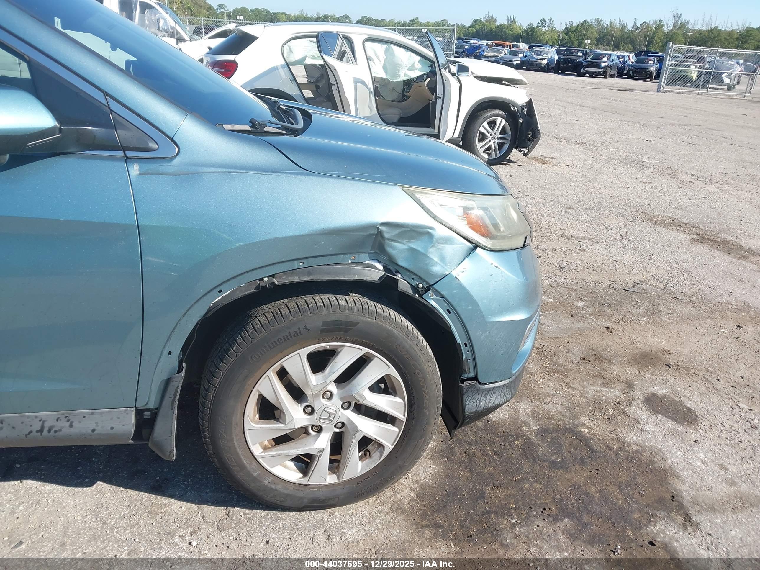 HONDA CR-V image 6