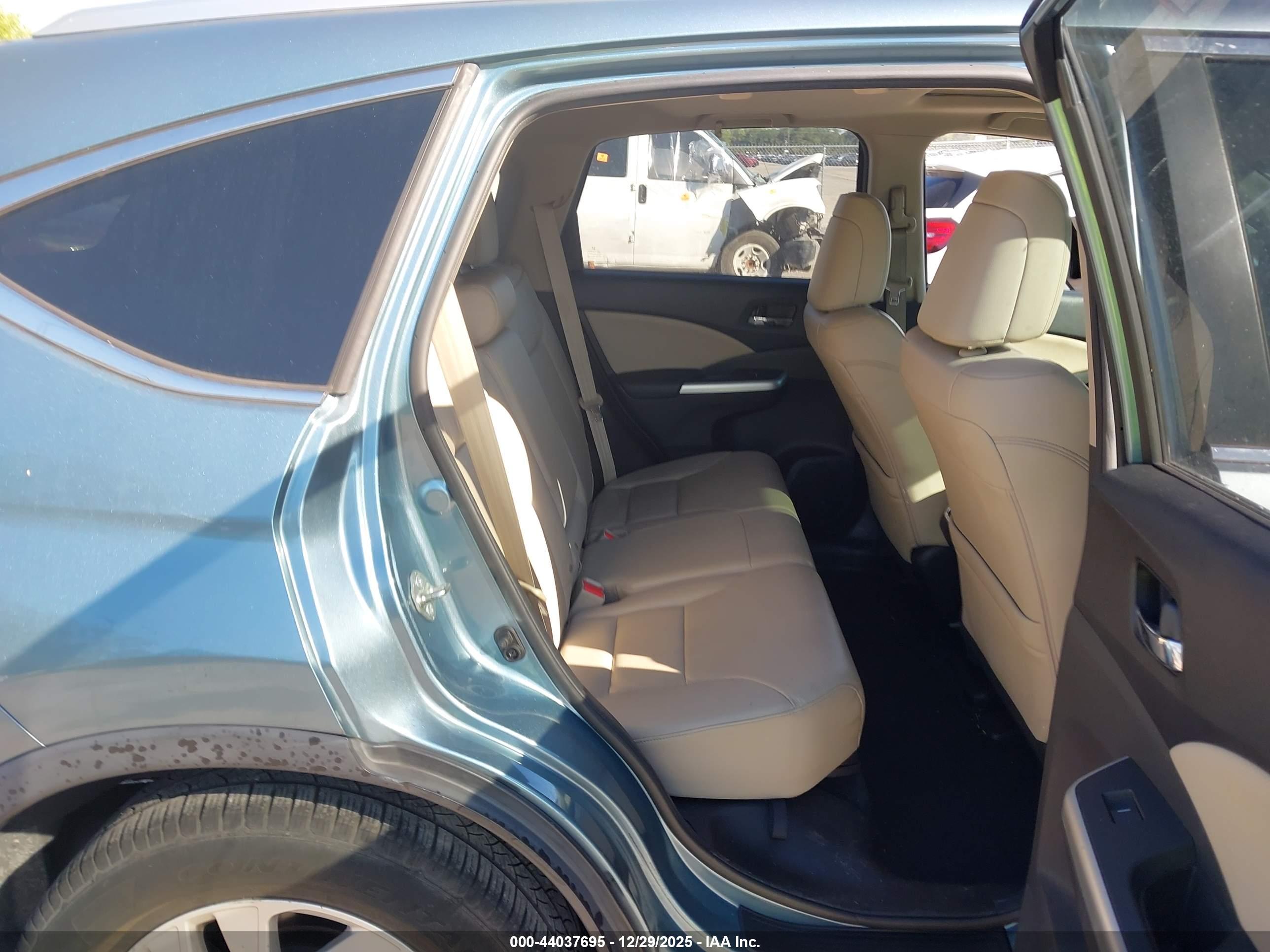 HONDA CR-V image 8