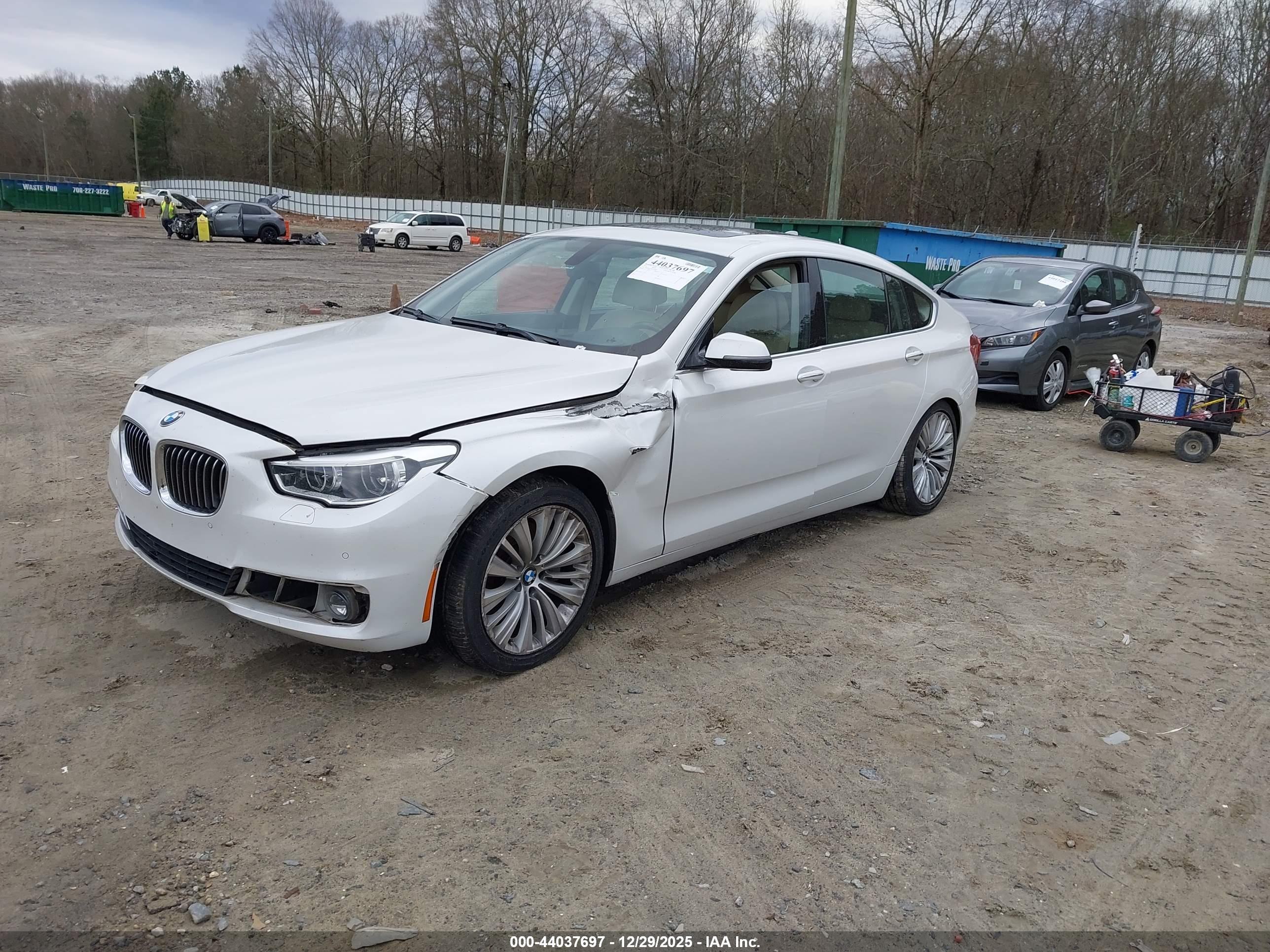 BMW 535I image 2