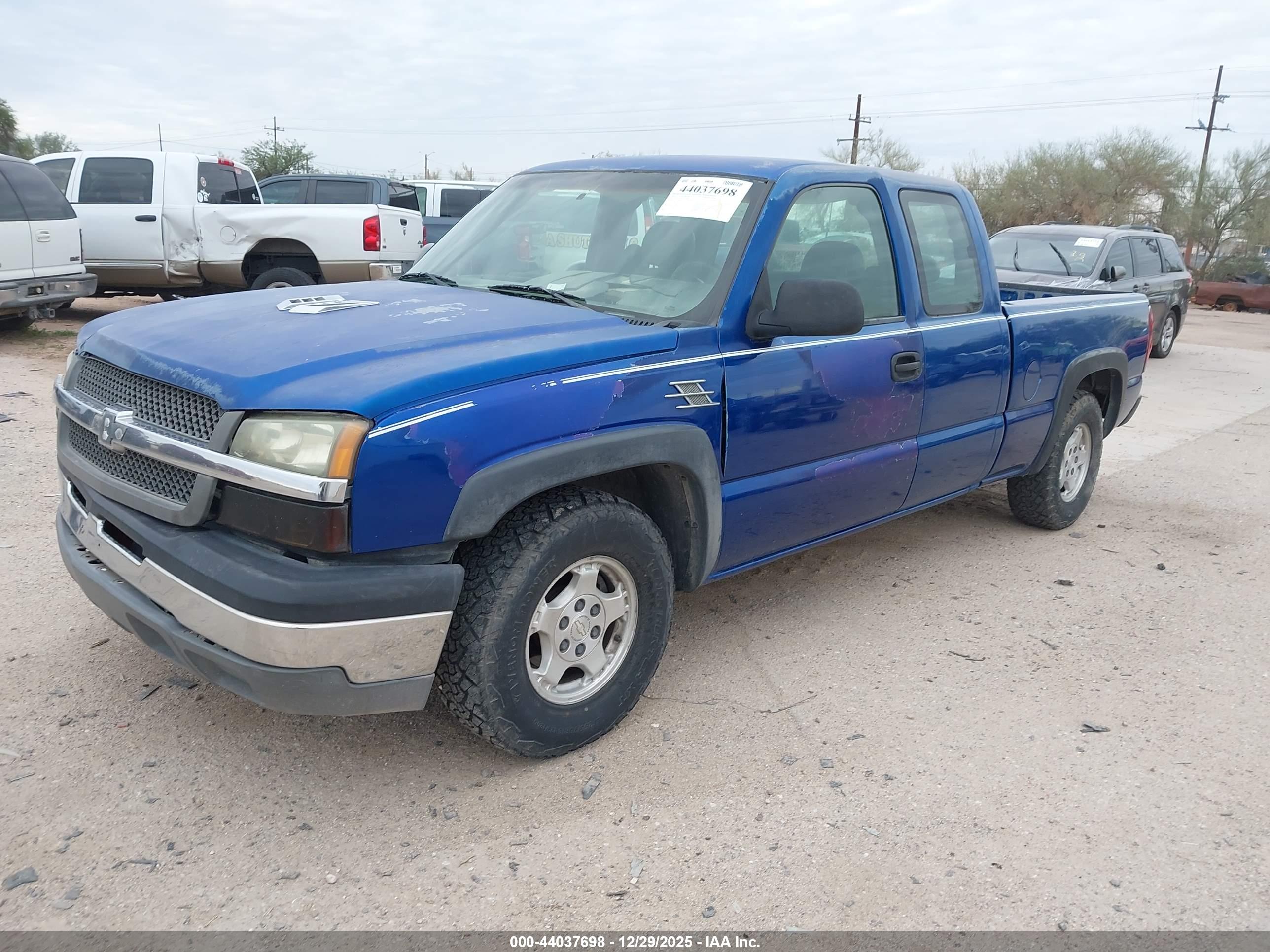 CHEVROLET SILVERADO image 2