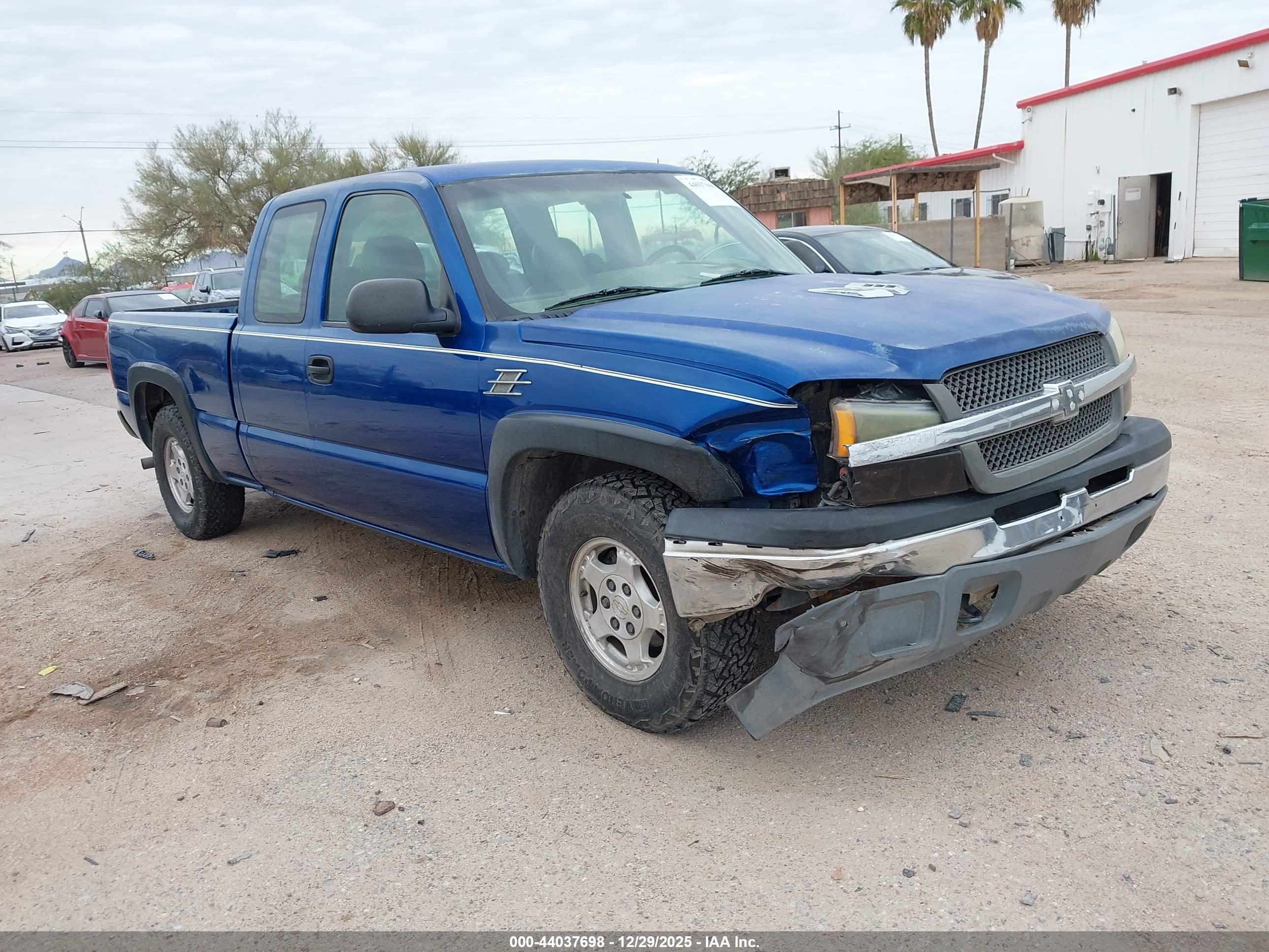 CHEVROLET SILVERADO image 6