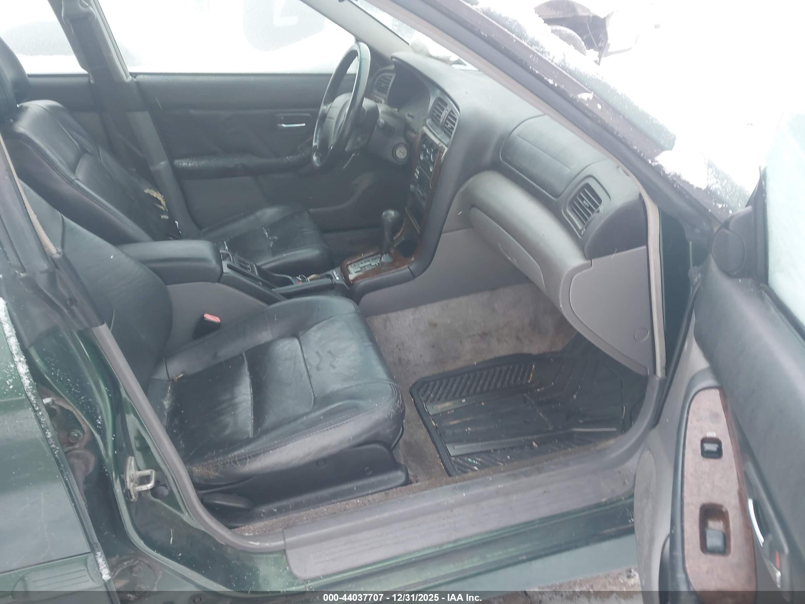 SUBARU LEGACY image 5