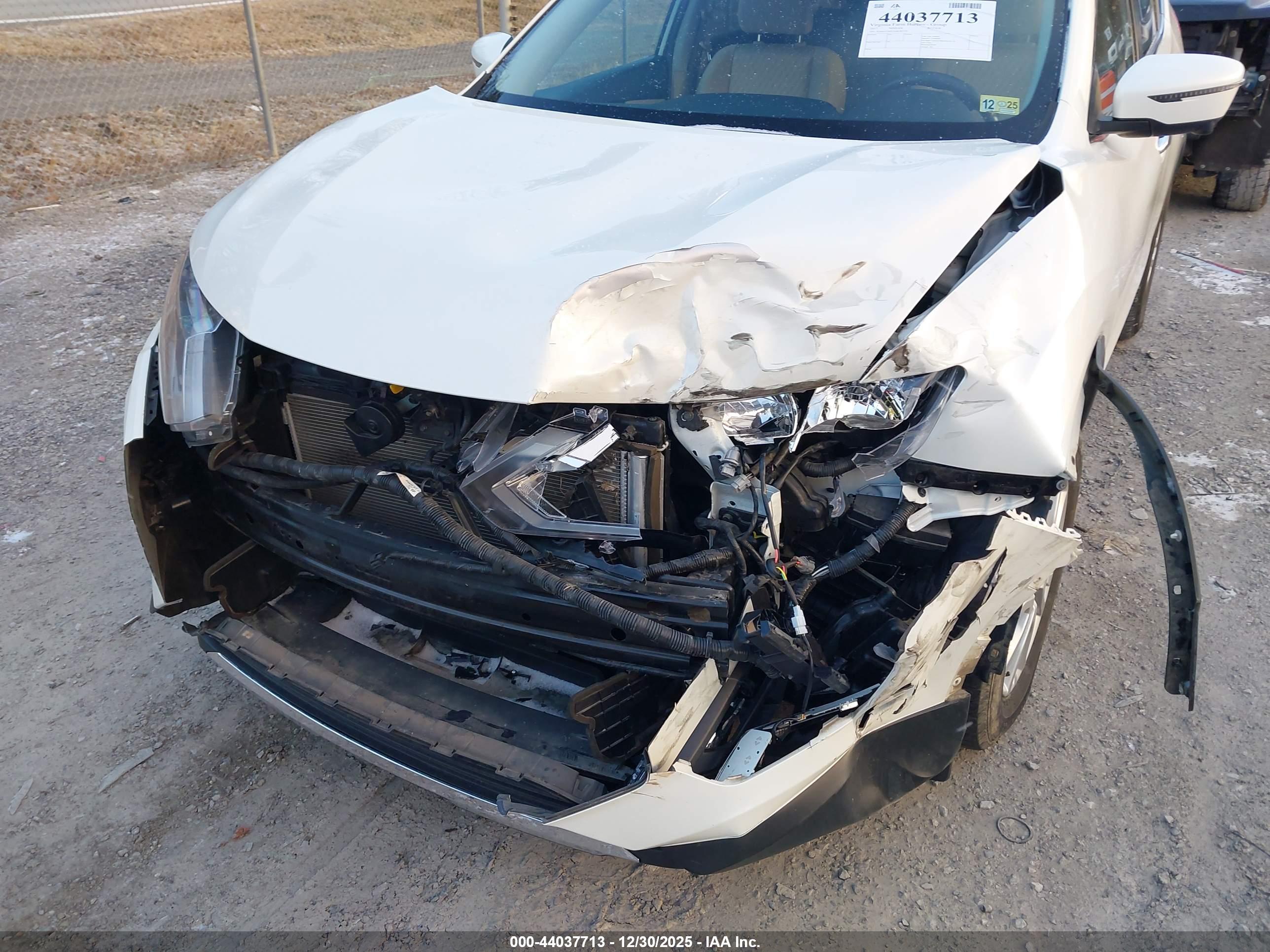 NISSAN ROGUE image 6