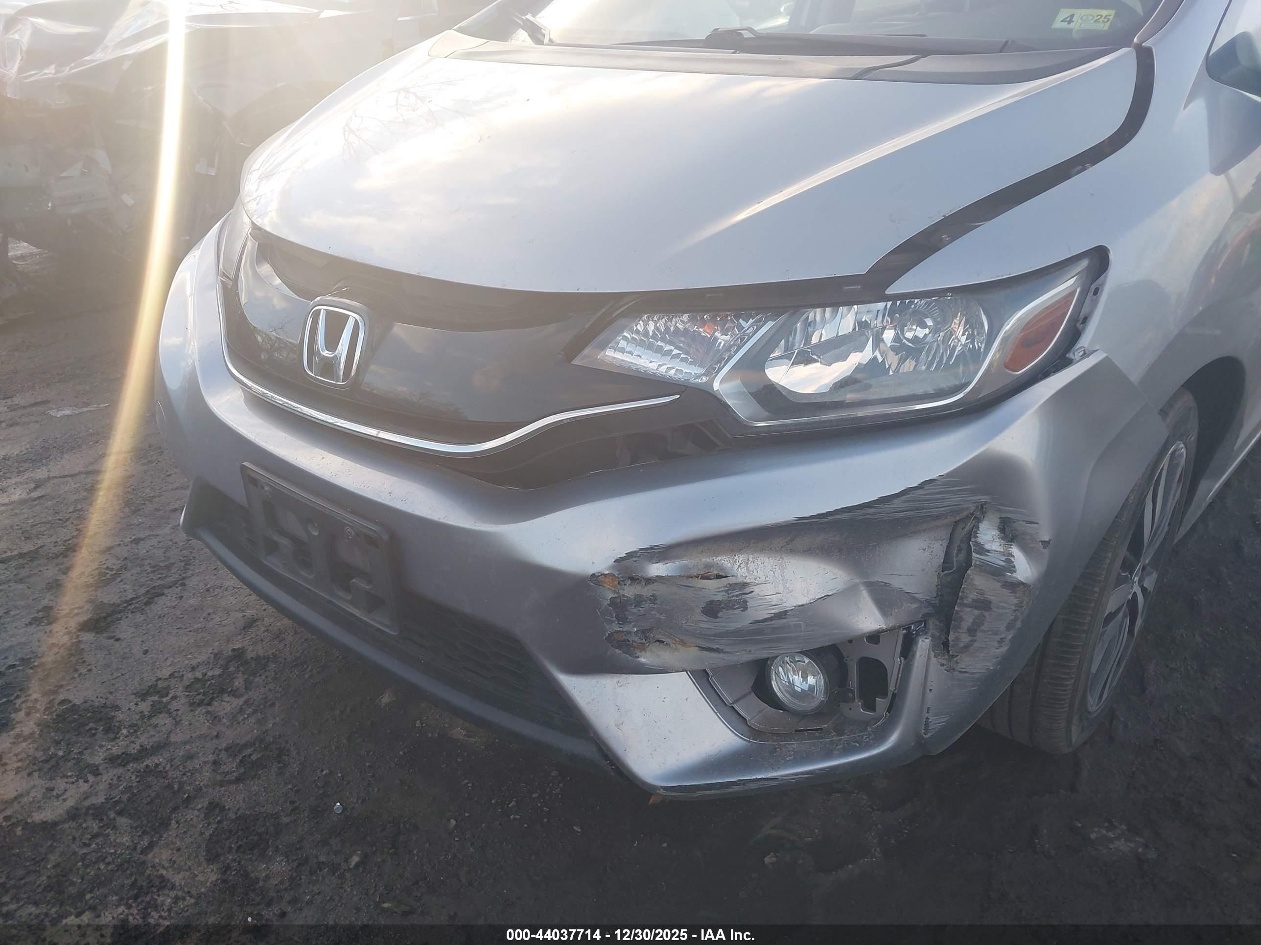 HONDA FIT image 6