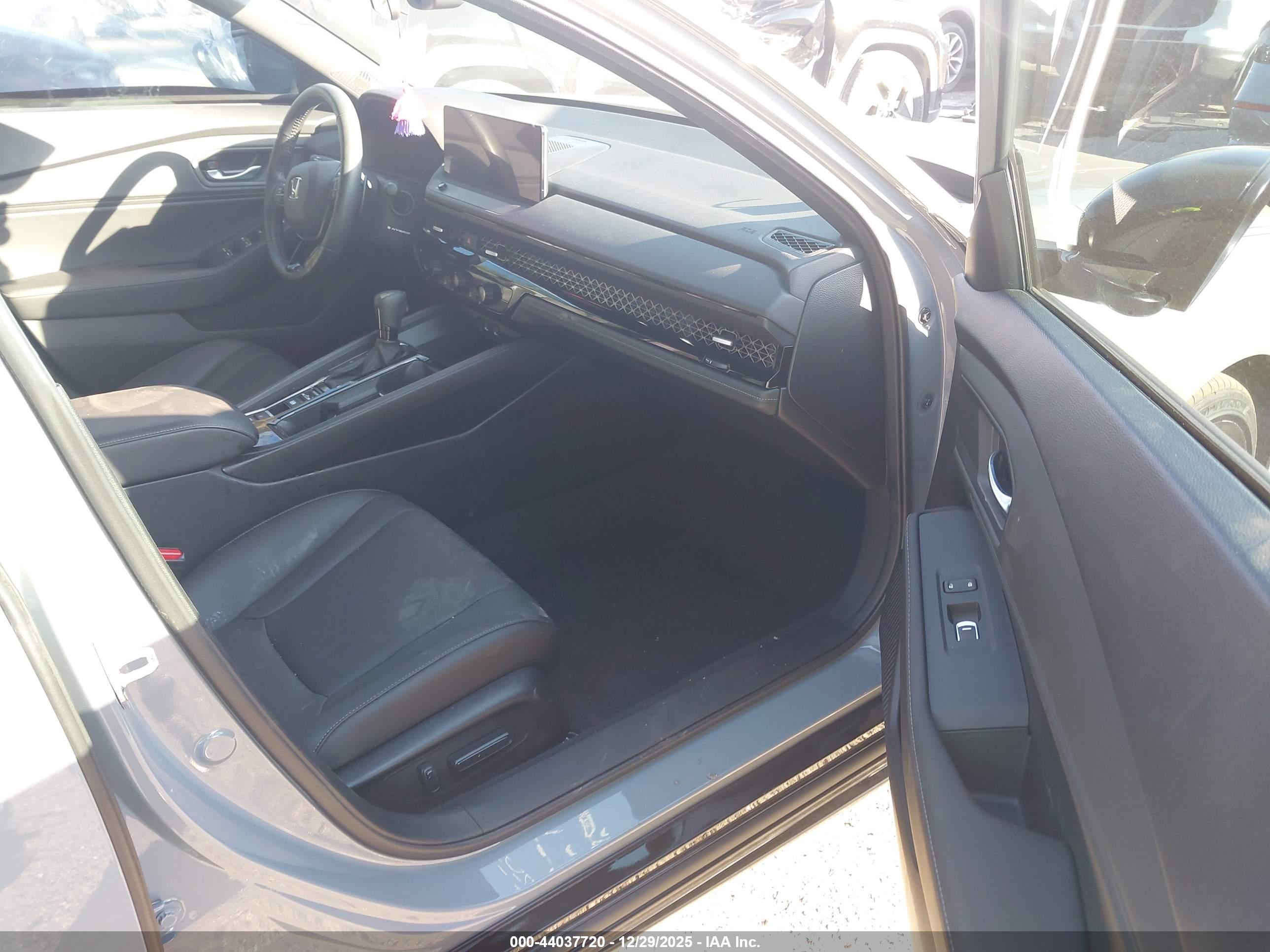 HONDA ACCORD image 5