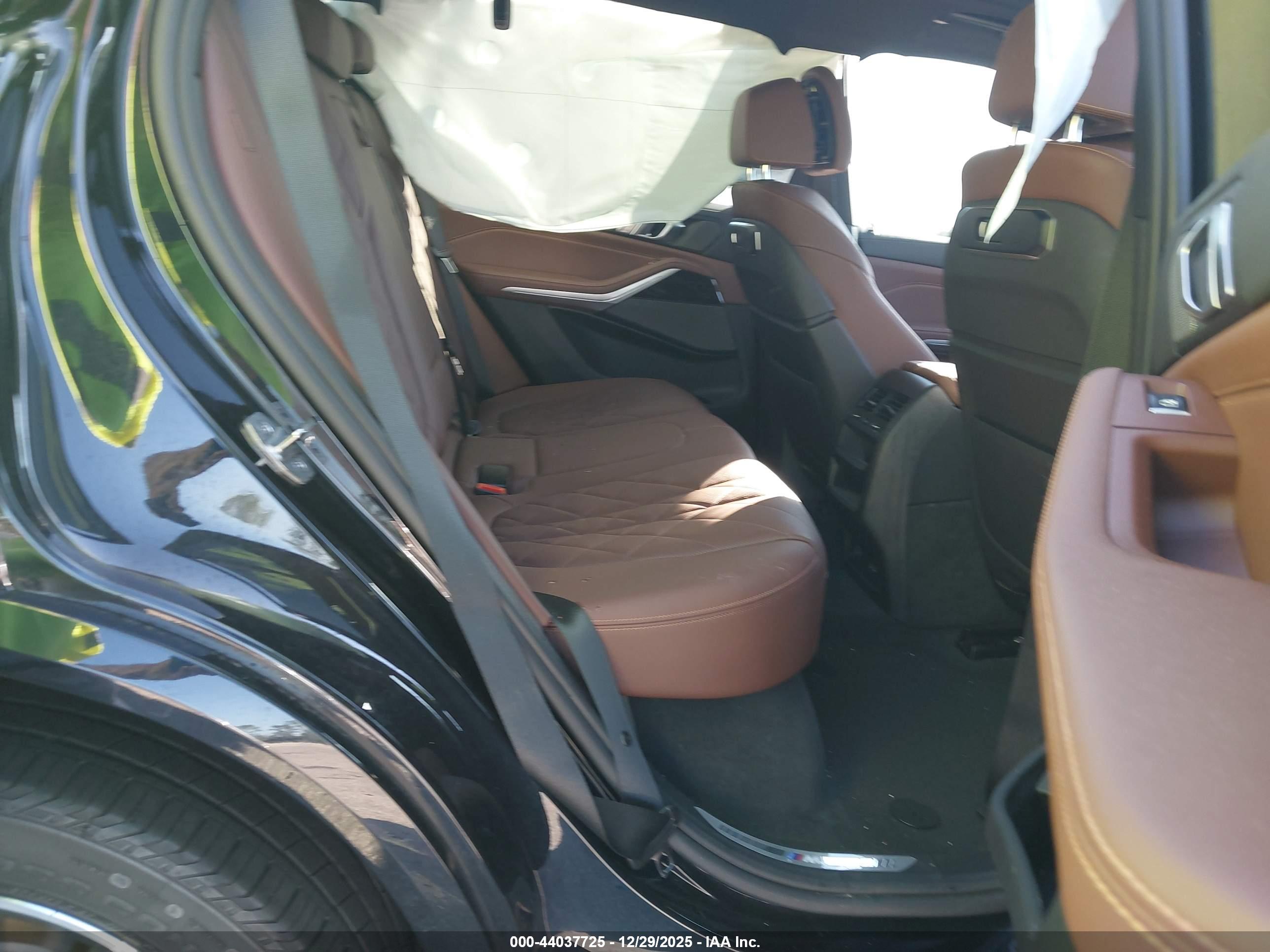 BMW X5 image 8