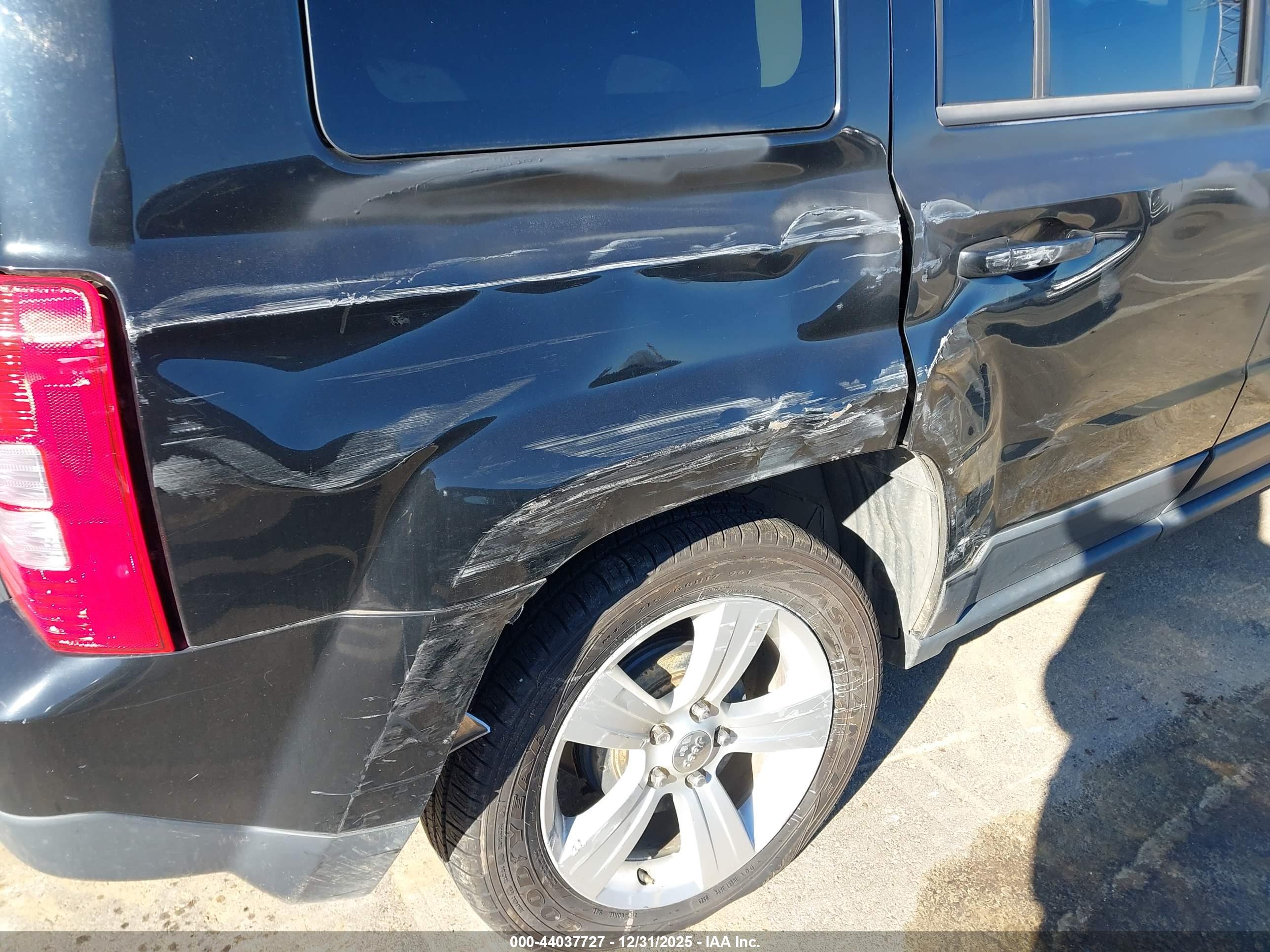JEEP PATRIOT image 6