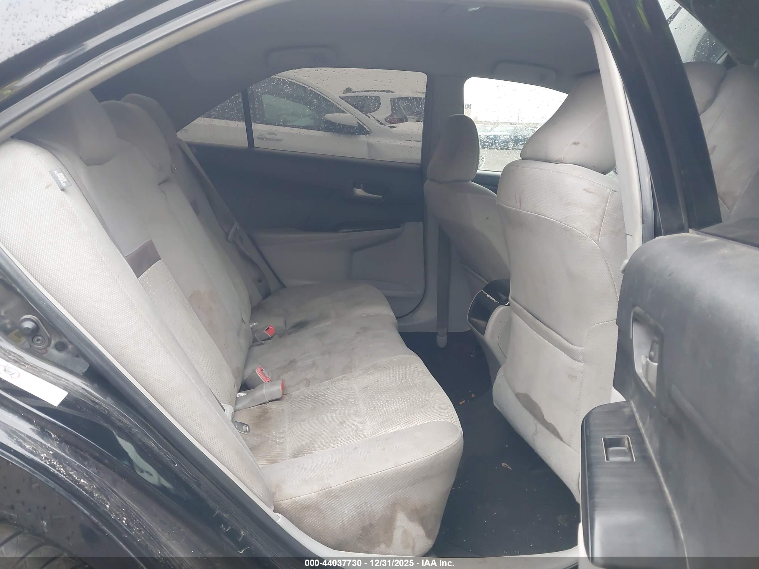 TOYOTA CAMRY image 8
