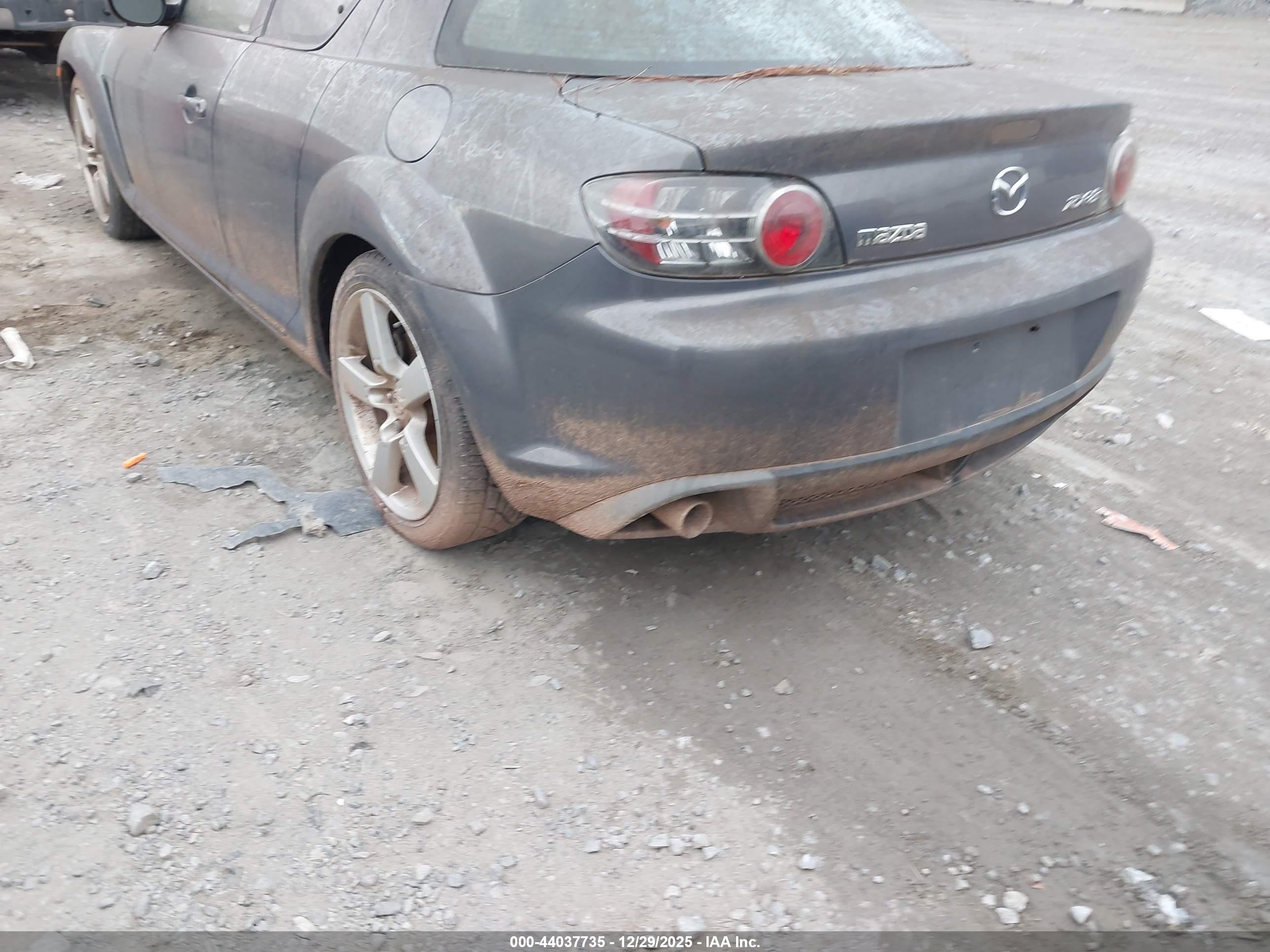 MAZDA RX-8 image 6