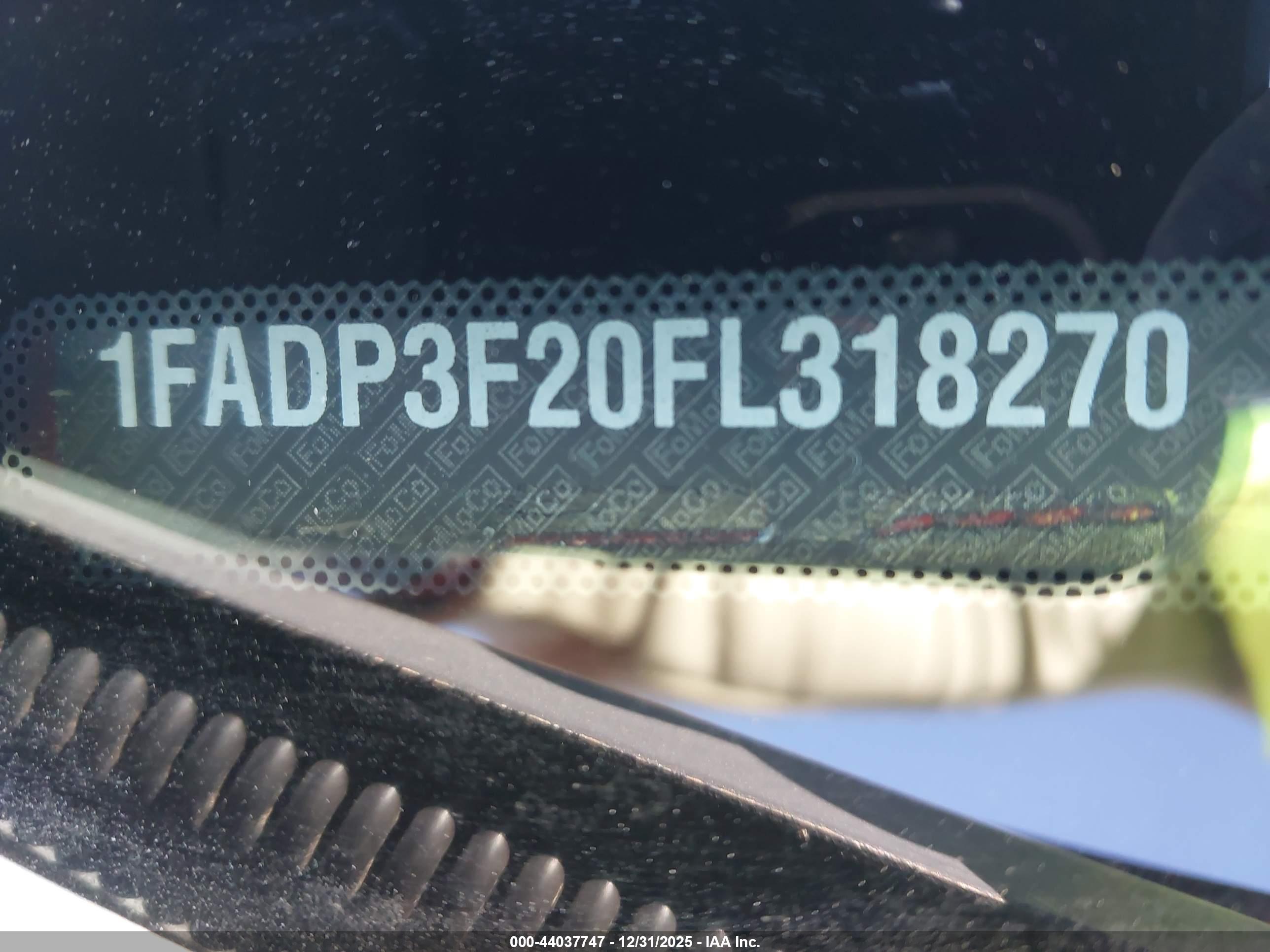 FORD FOCUS image 9