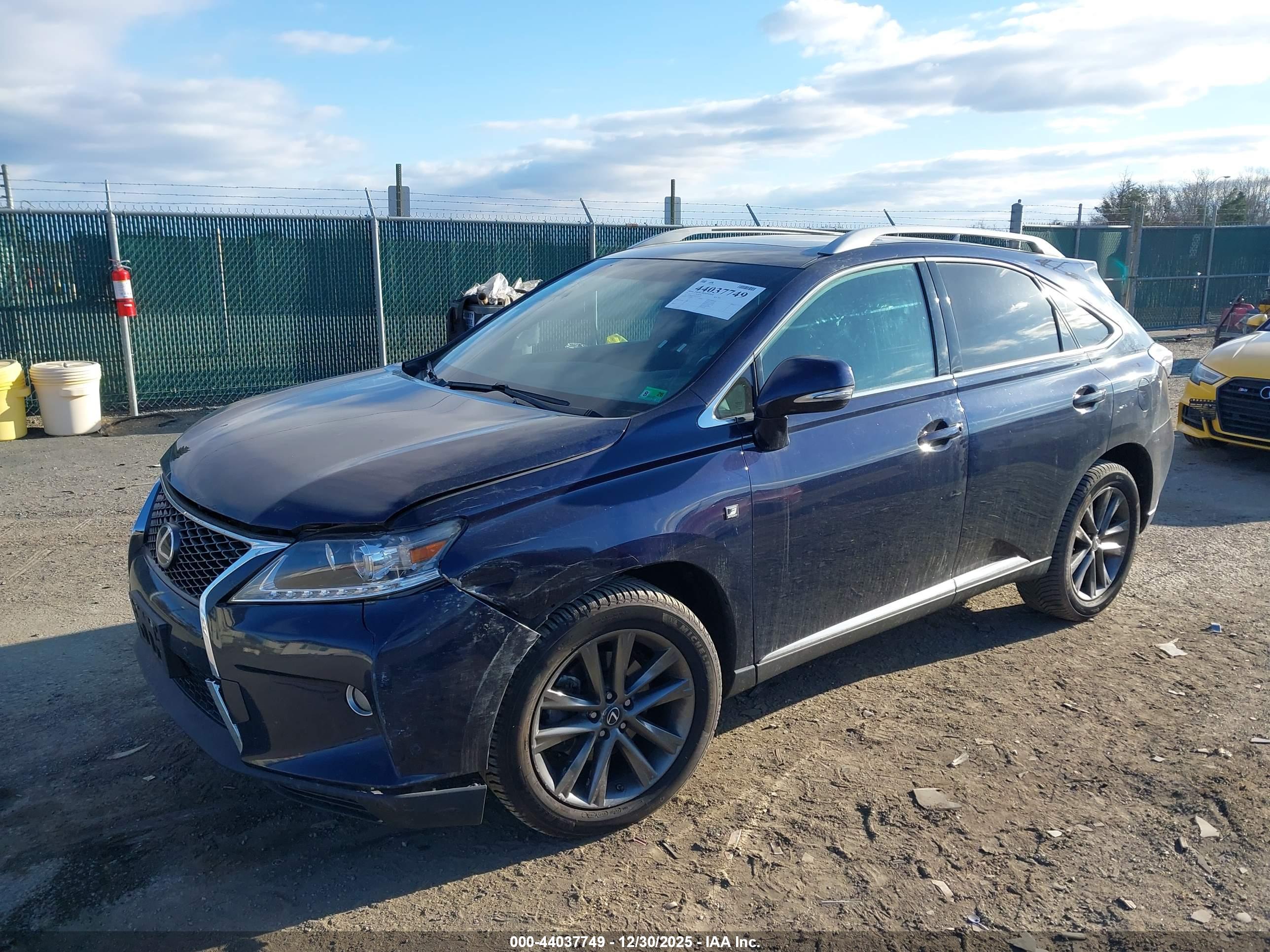 LEXUS RX image 2