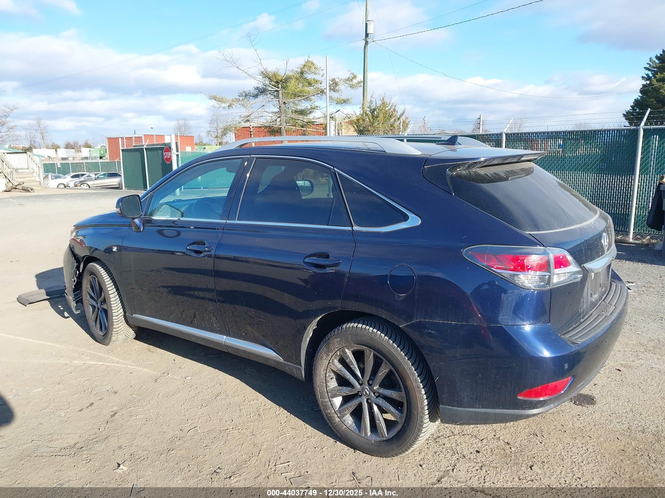LEXUS RX image 3