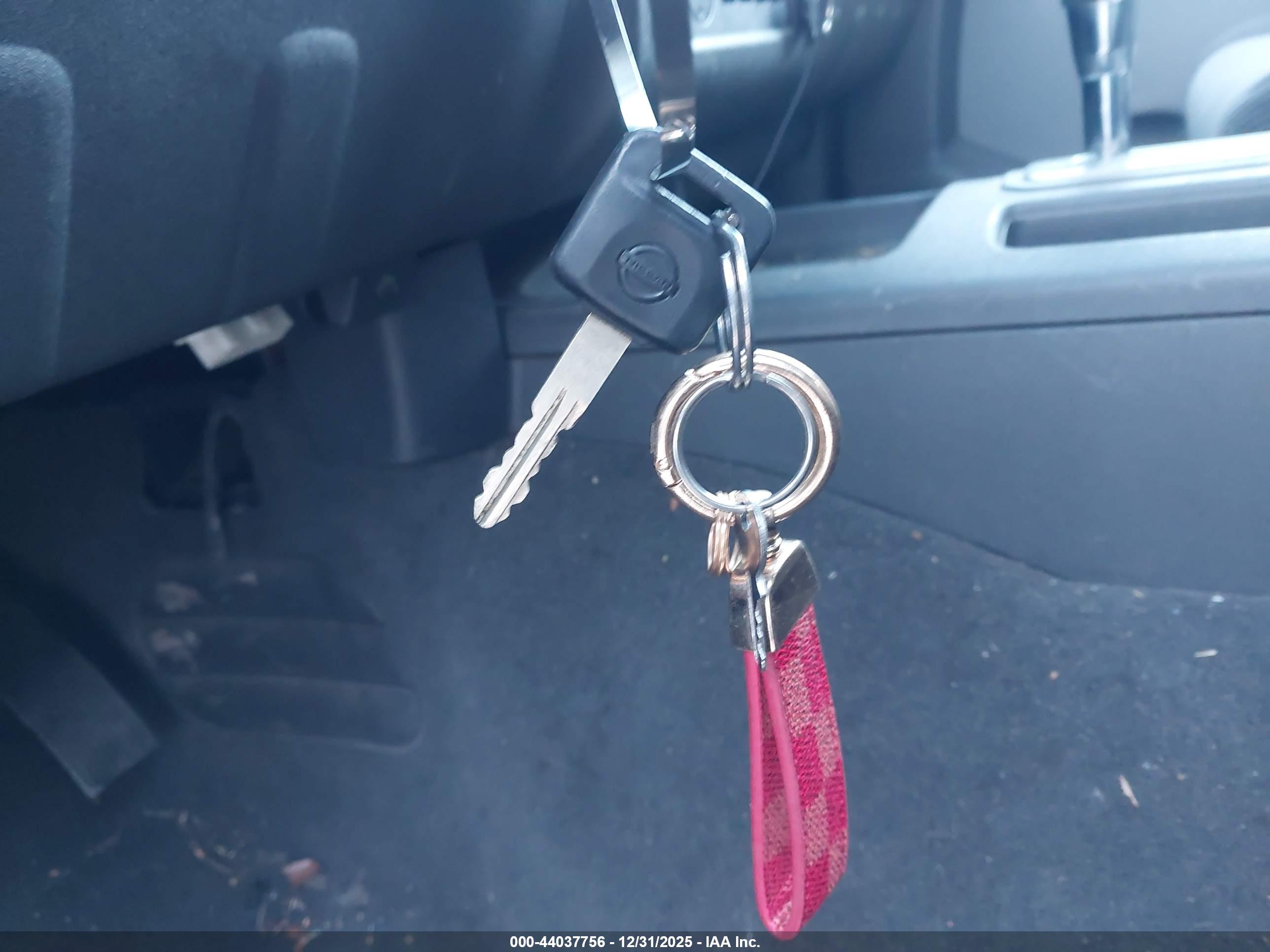 NISSAN XTERRA image 11