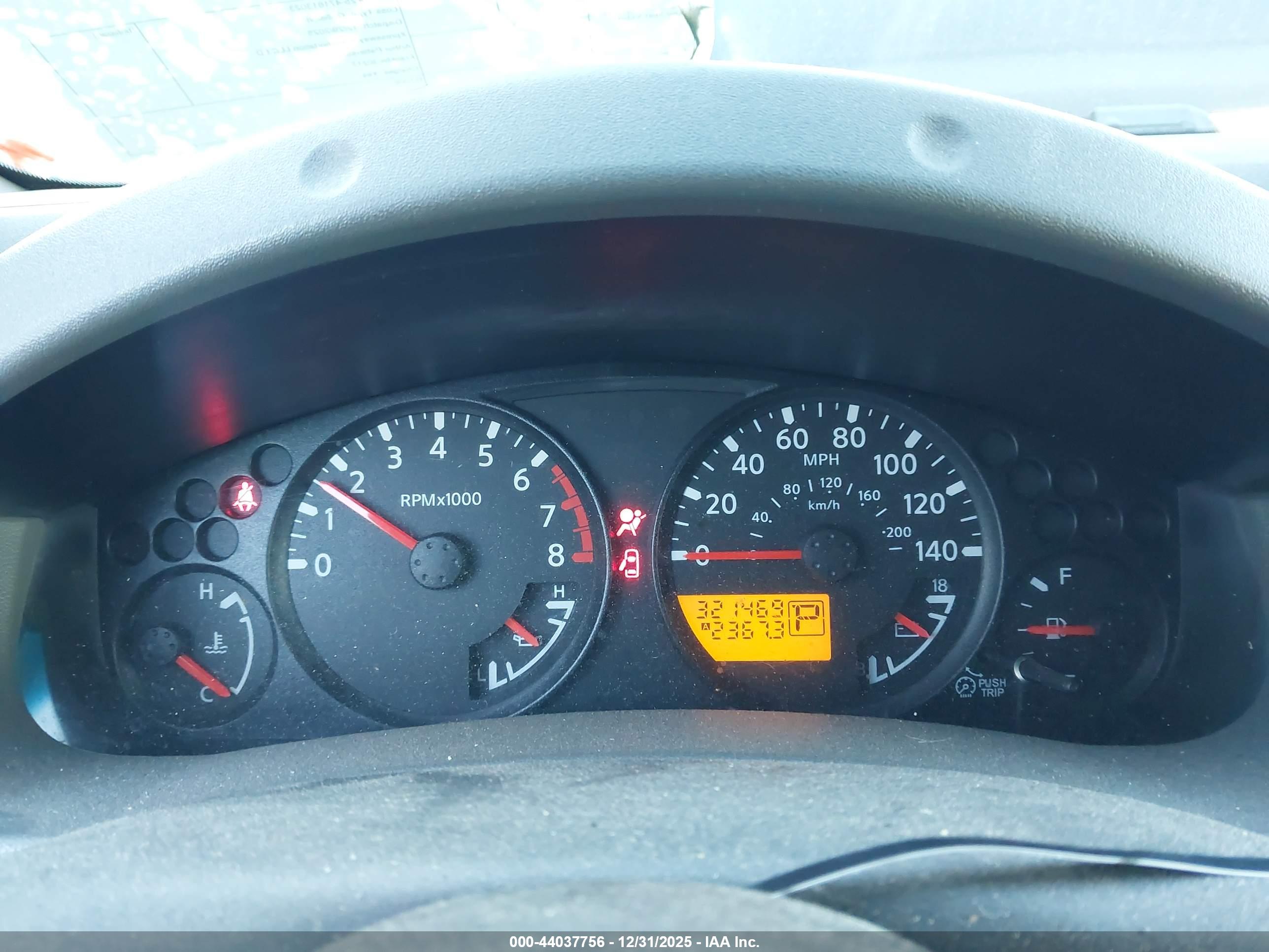 NISSAN XTERRA image 7
