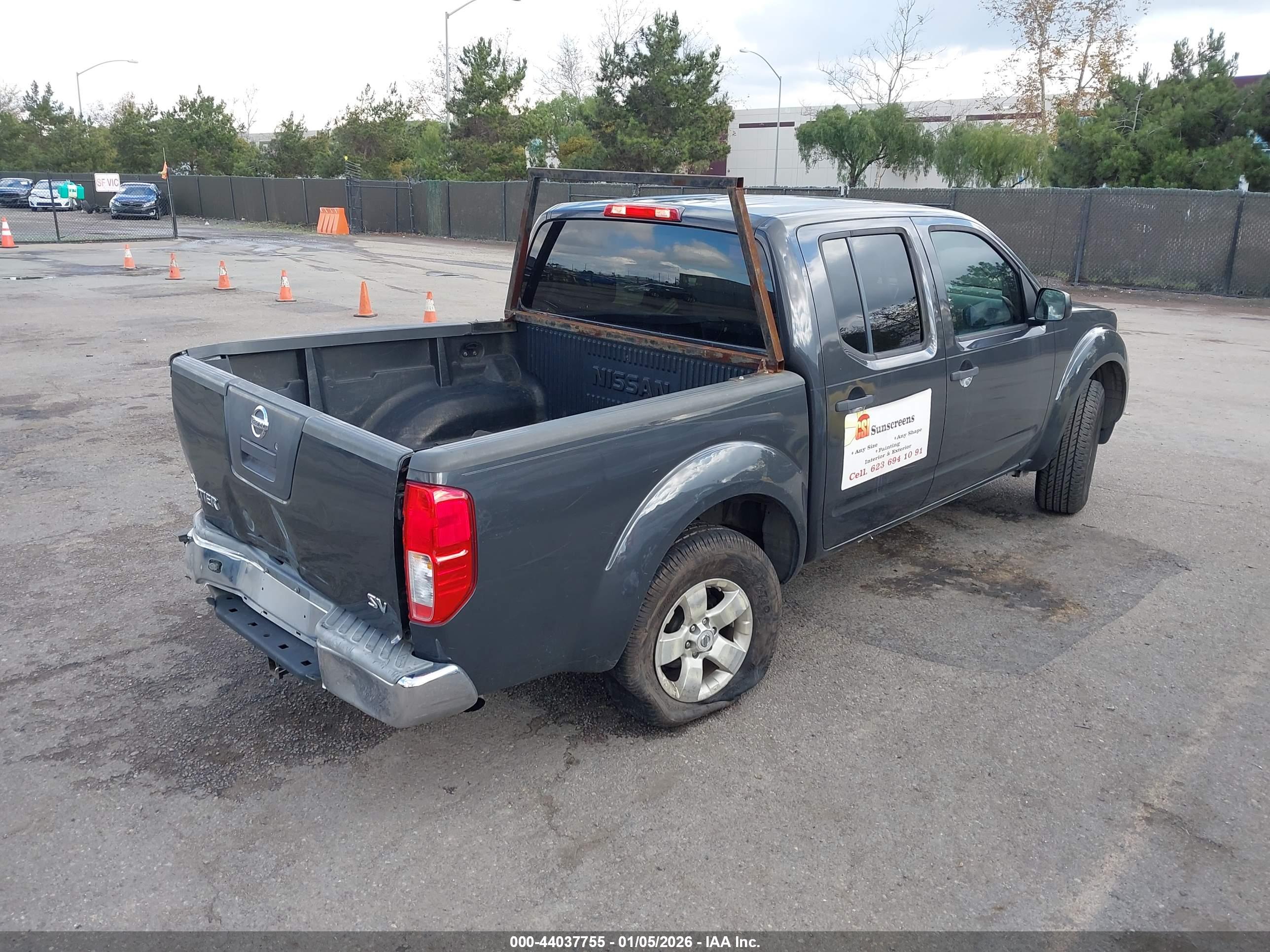 NISSAN FRONTIER image 4