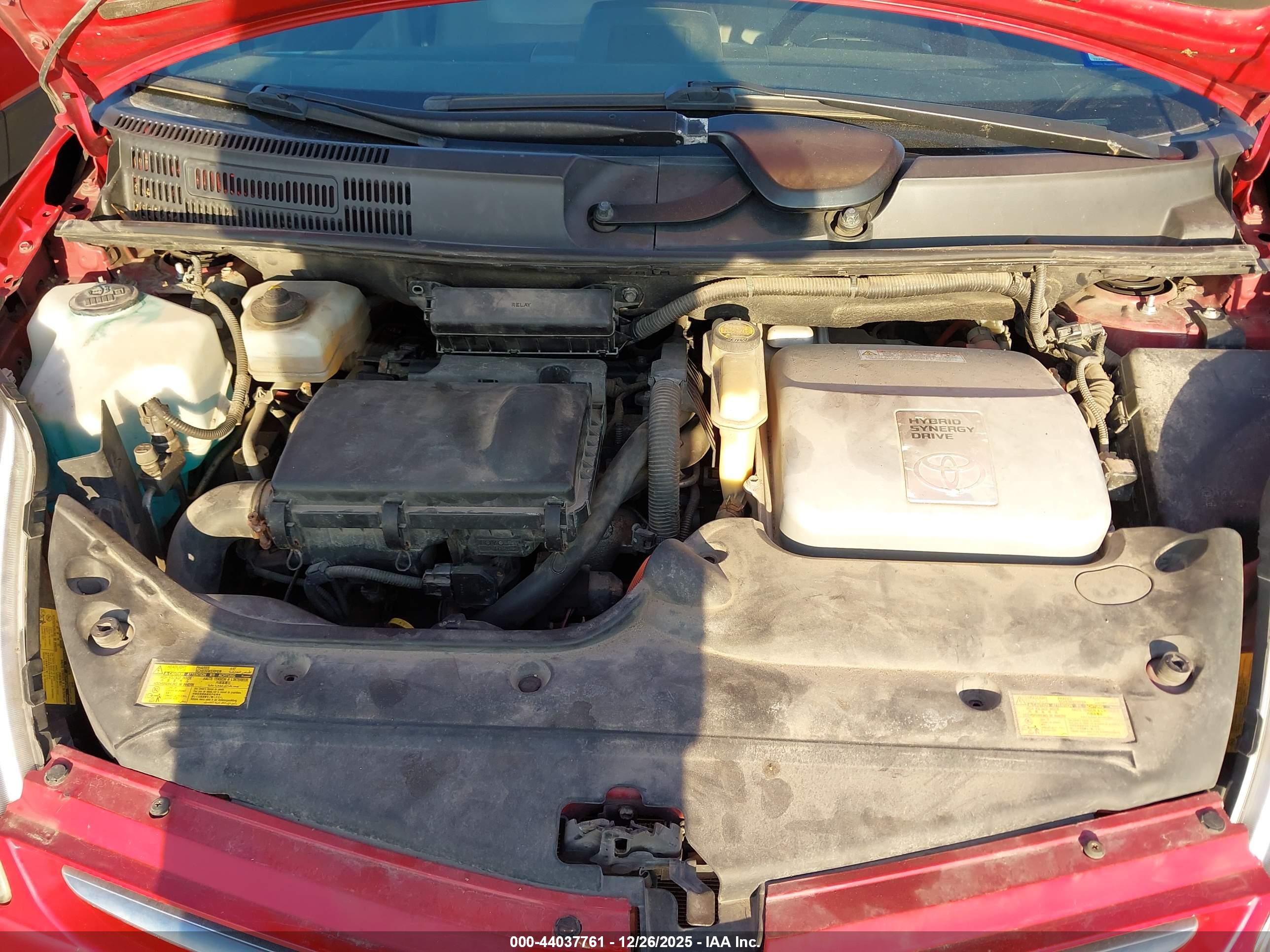 TOYOTA PRIUS image 10