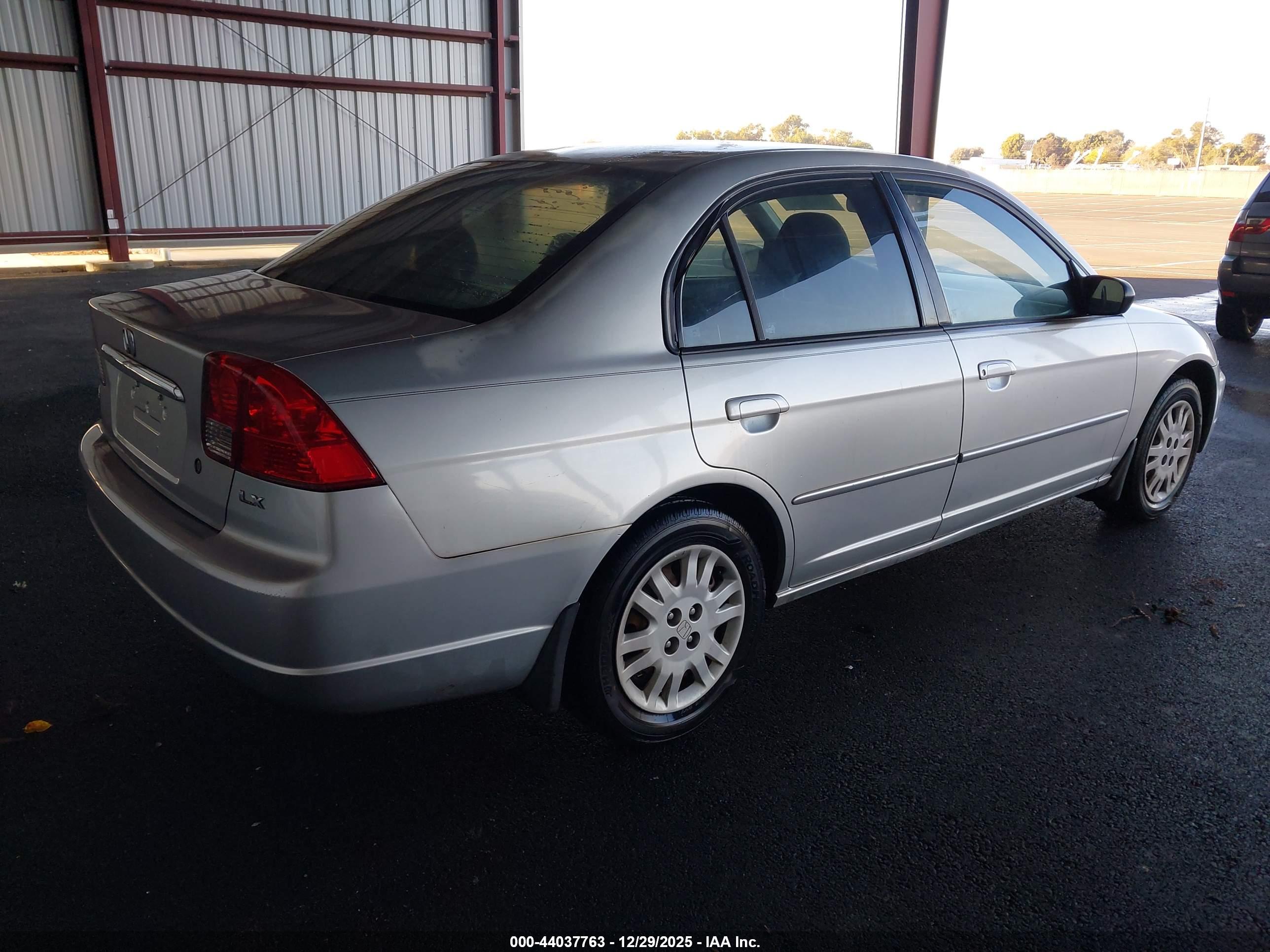 HONDA CIVIC image 4
