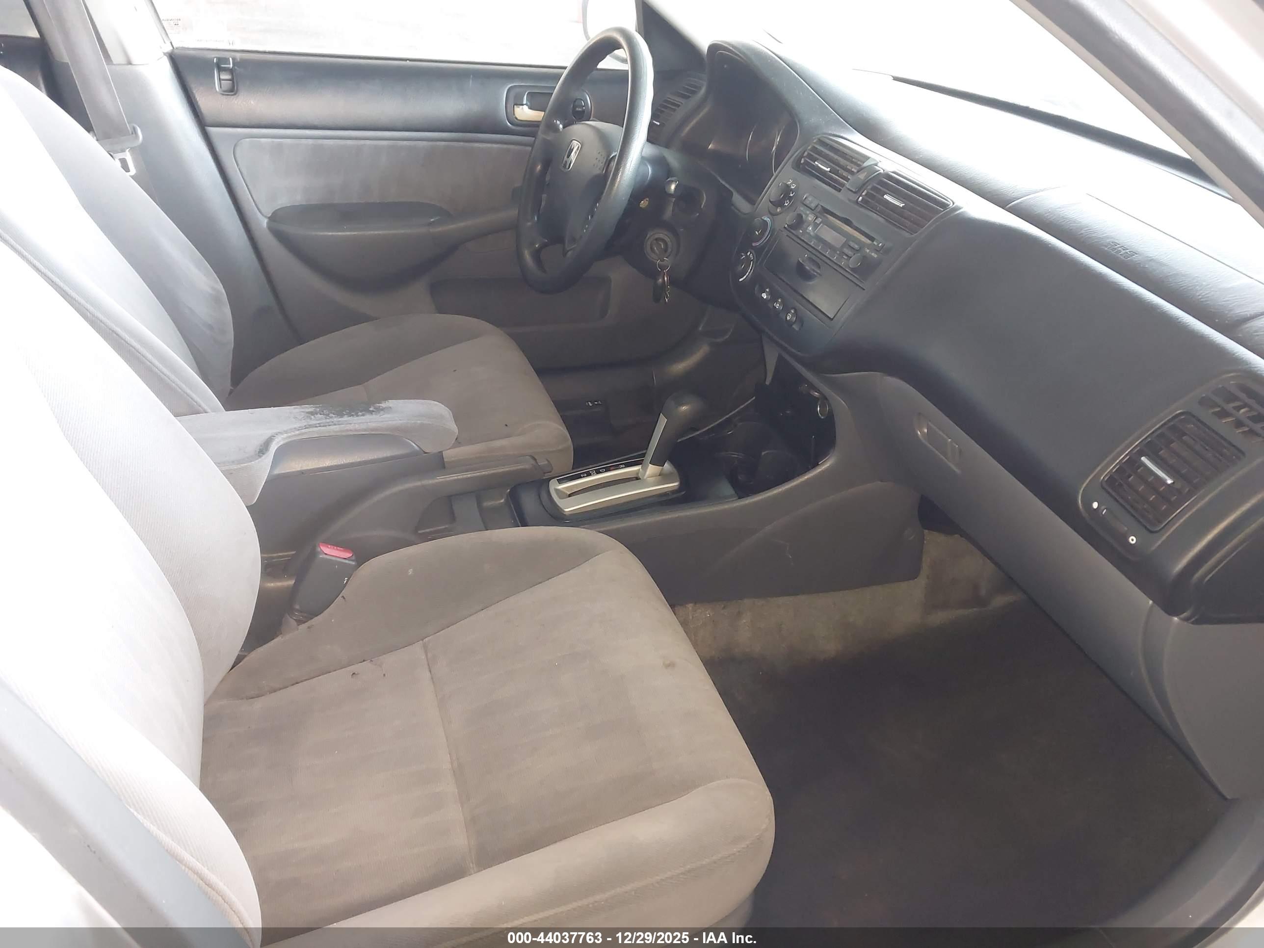 HONDA CIVIC image 5