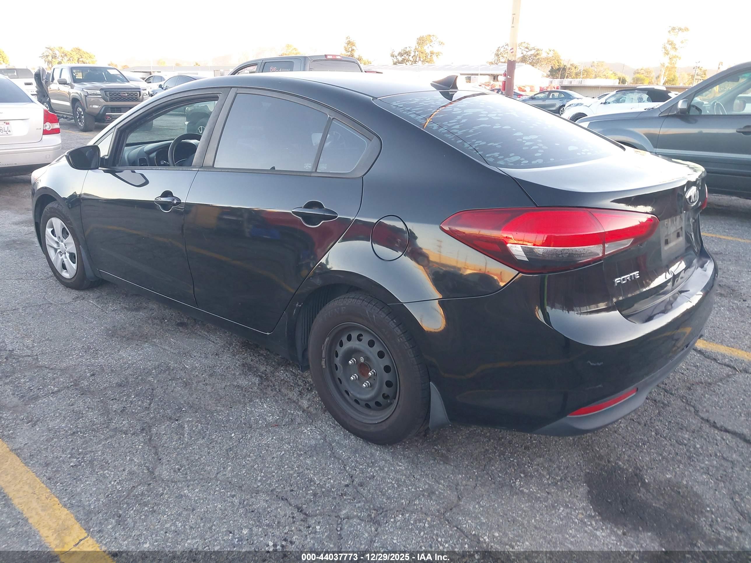 KIA FORTE image 3