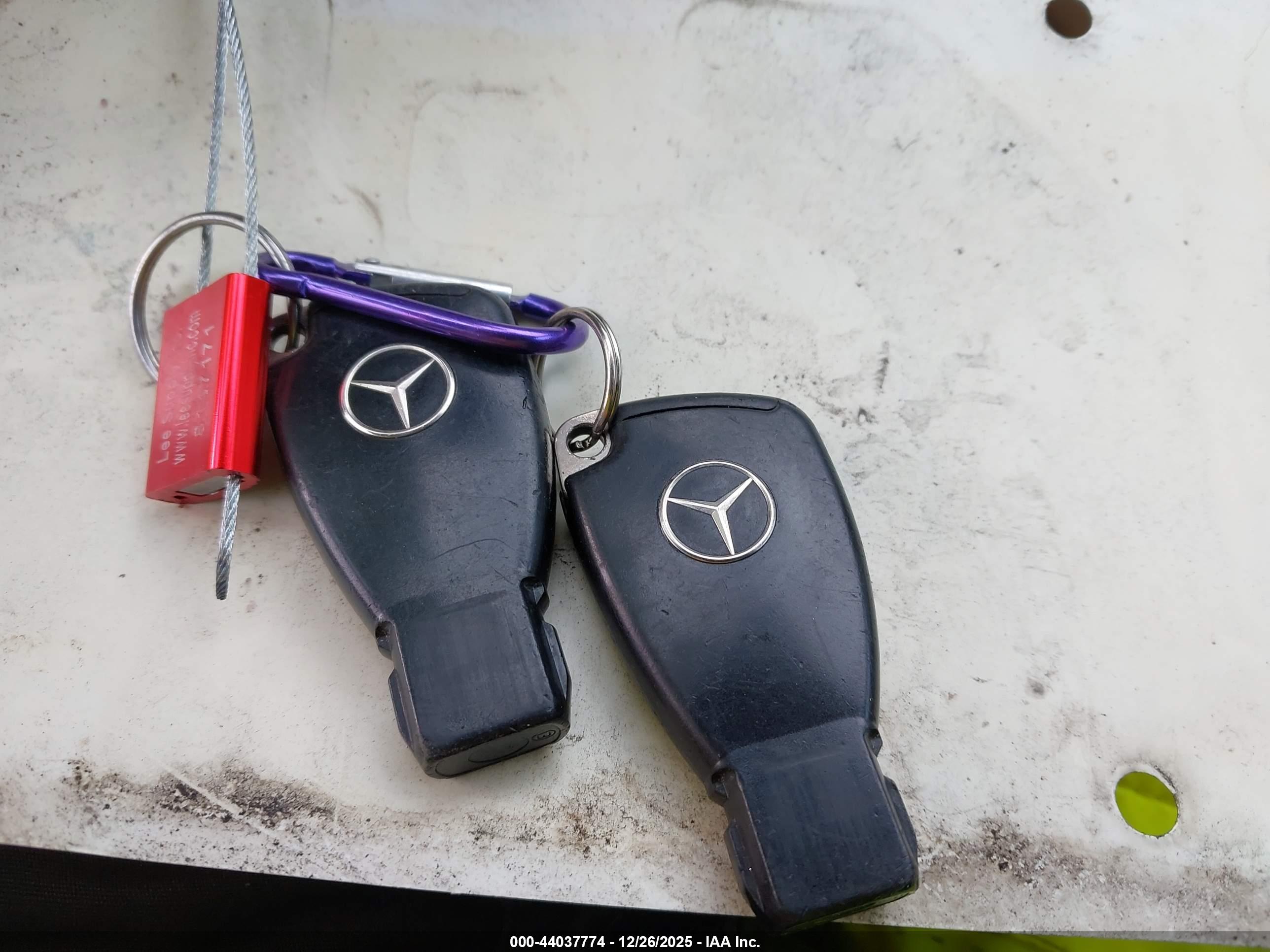 MERCEDES-BENZ CLS image 11