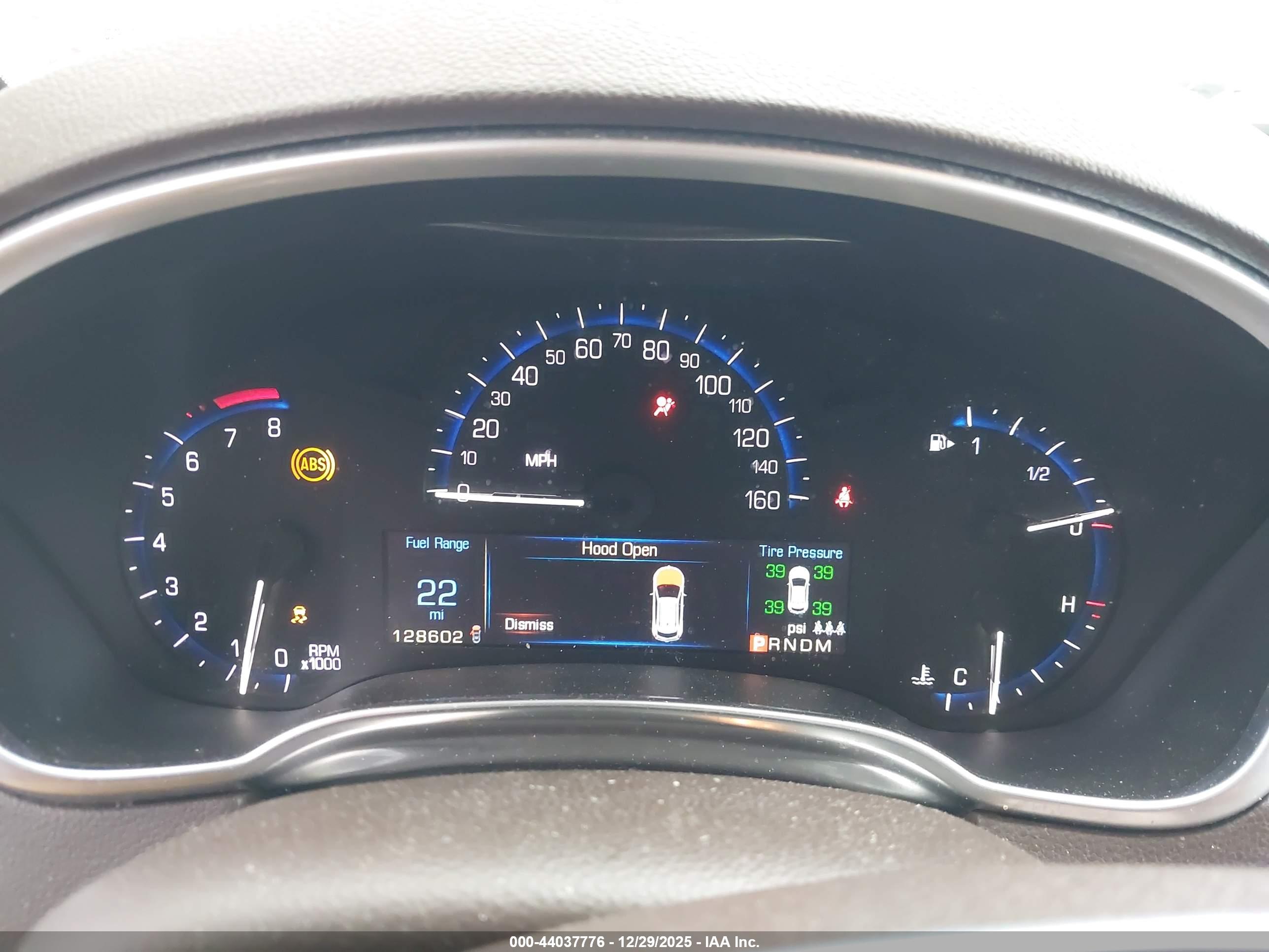 CADILLAC SRX image 7