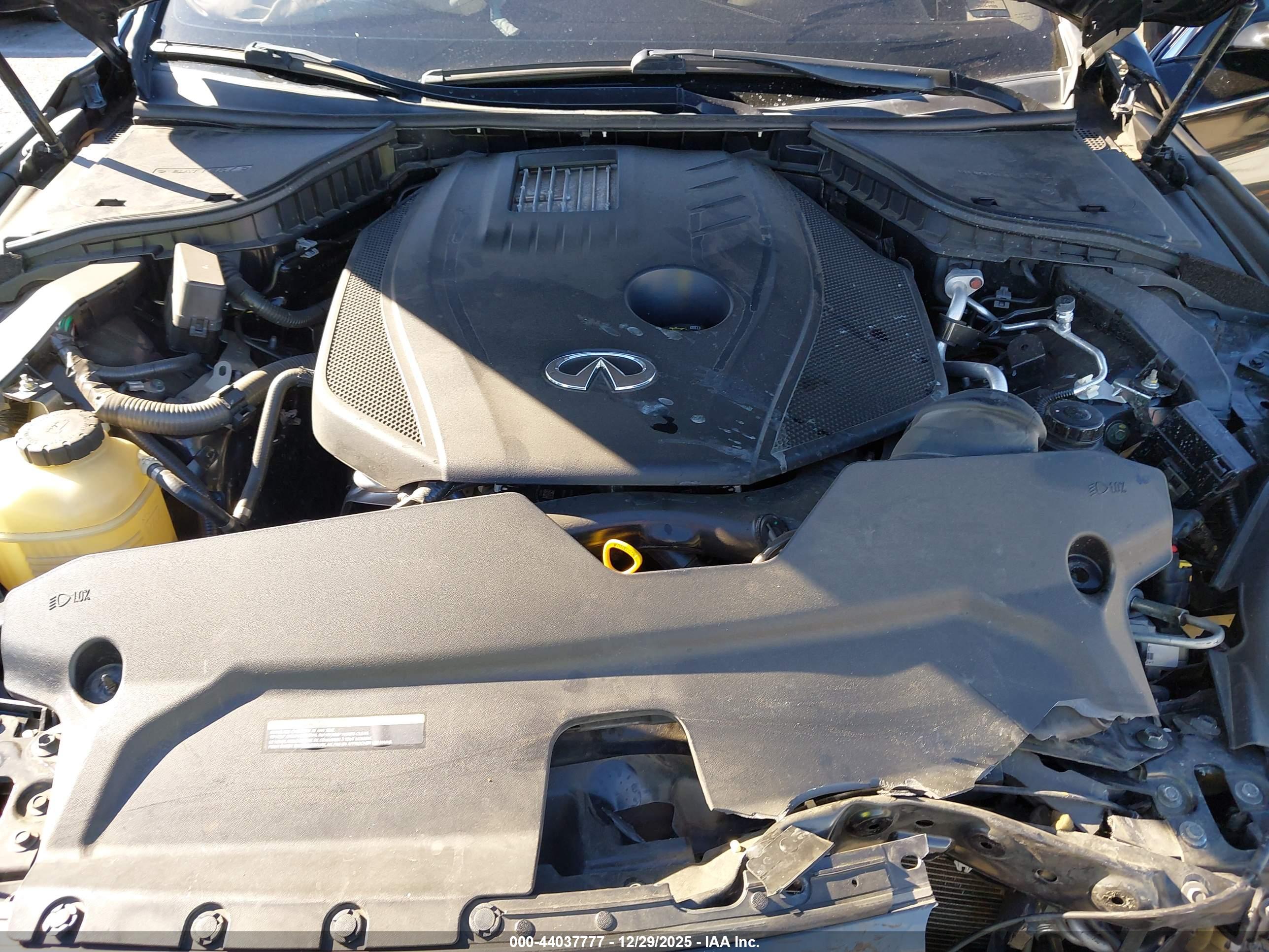 INFINITI Q50 image 10