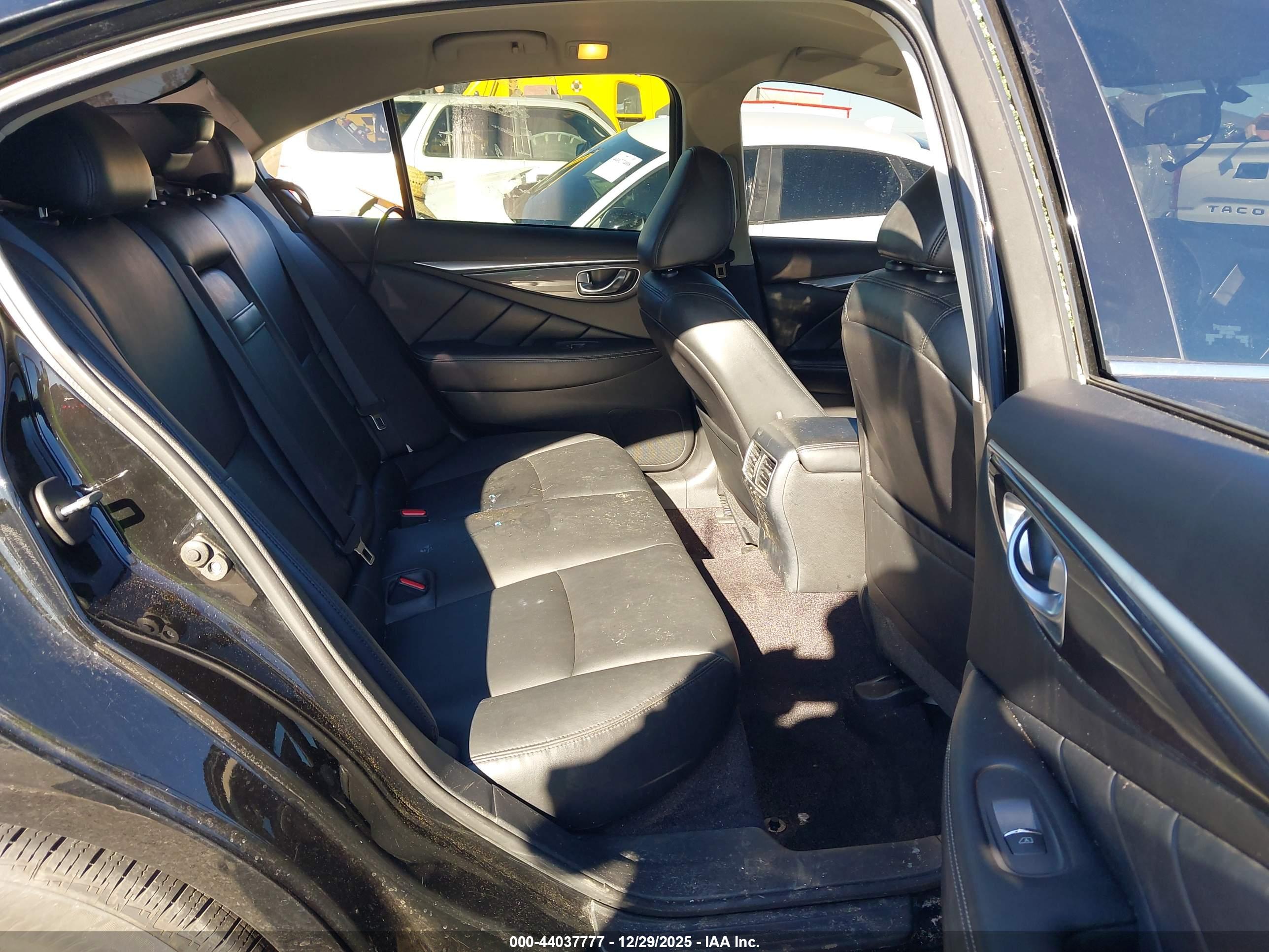 INFINITI Q50 image 8