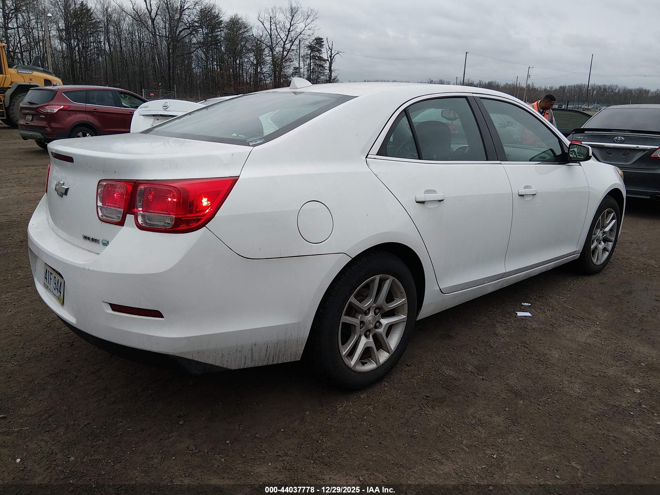 CHEVROLET MALIBU image 4