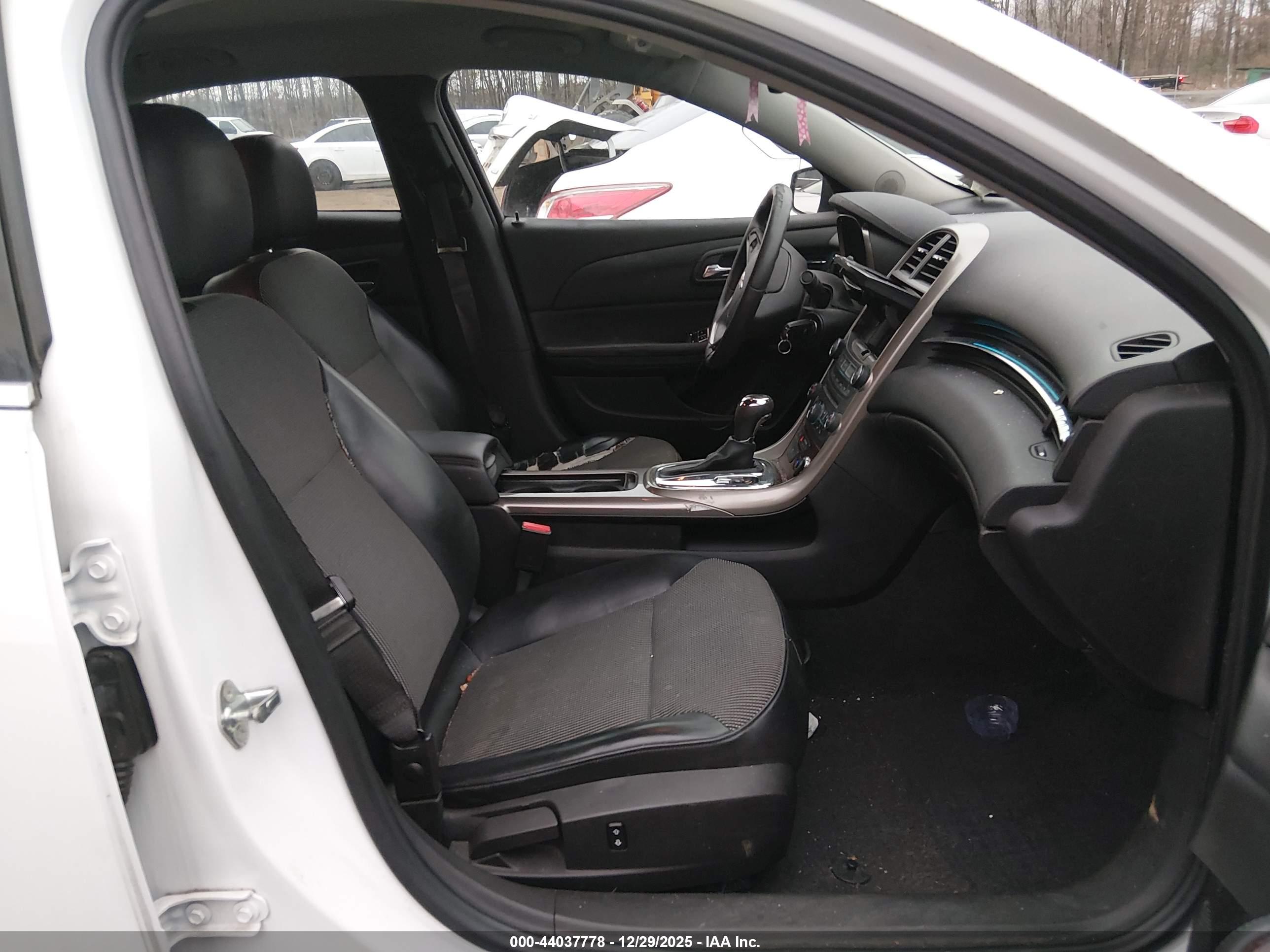 CHEVROLET MALIBU image 5