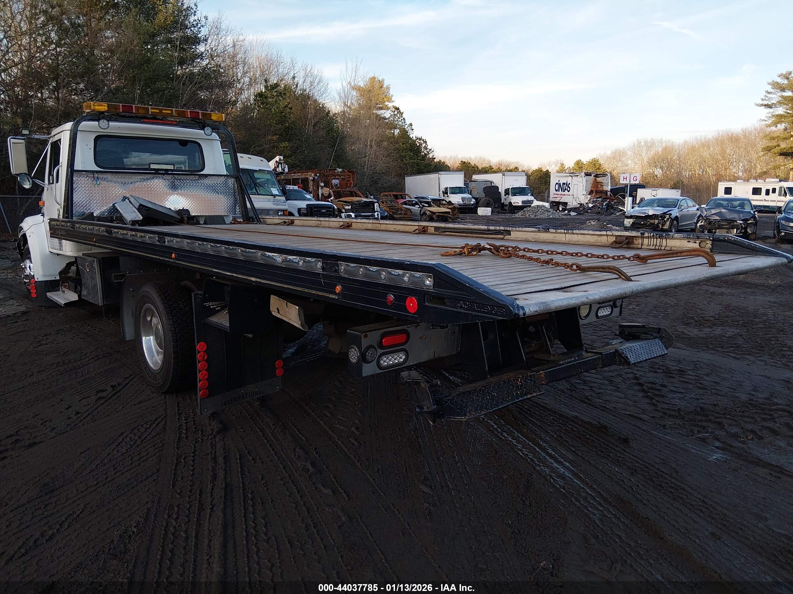 INTERNATIONAL 4000 image 3