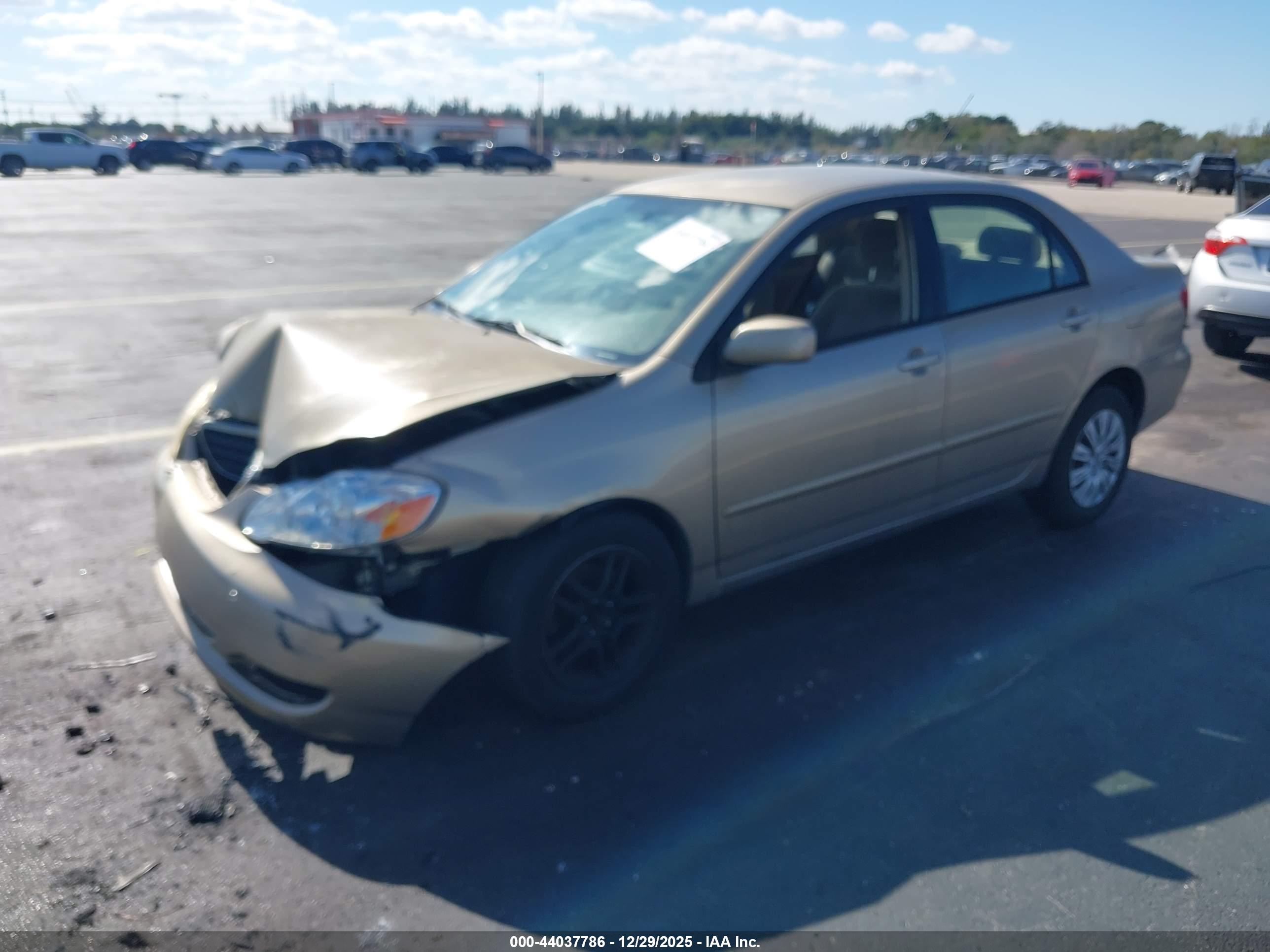TOYOTA COROLLA image 2