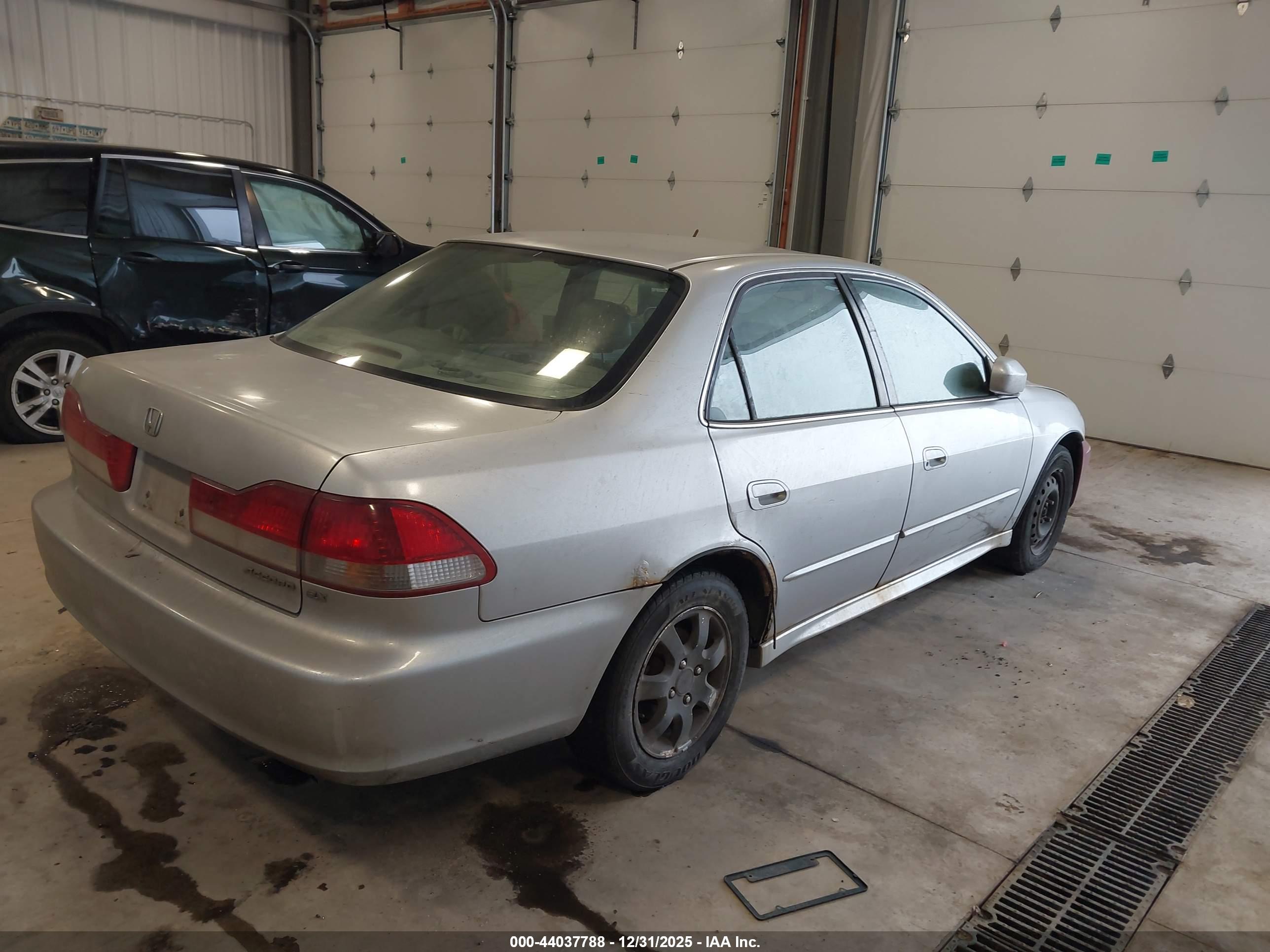 HONDA ACCORD image 4