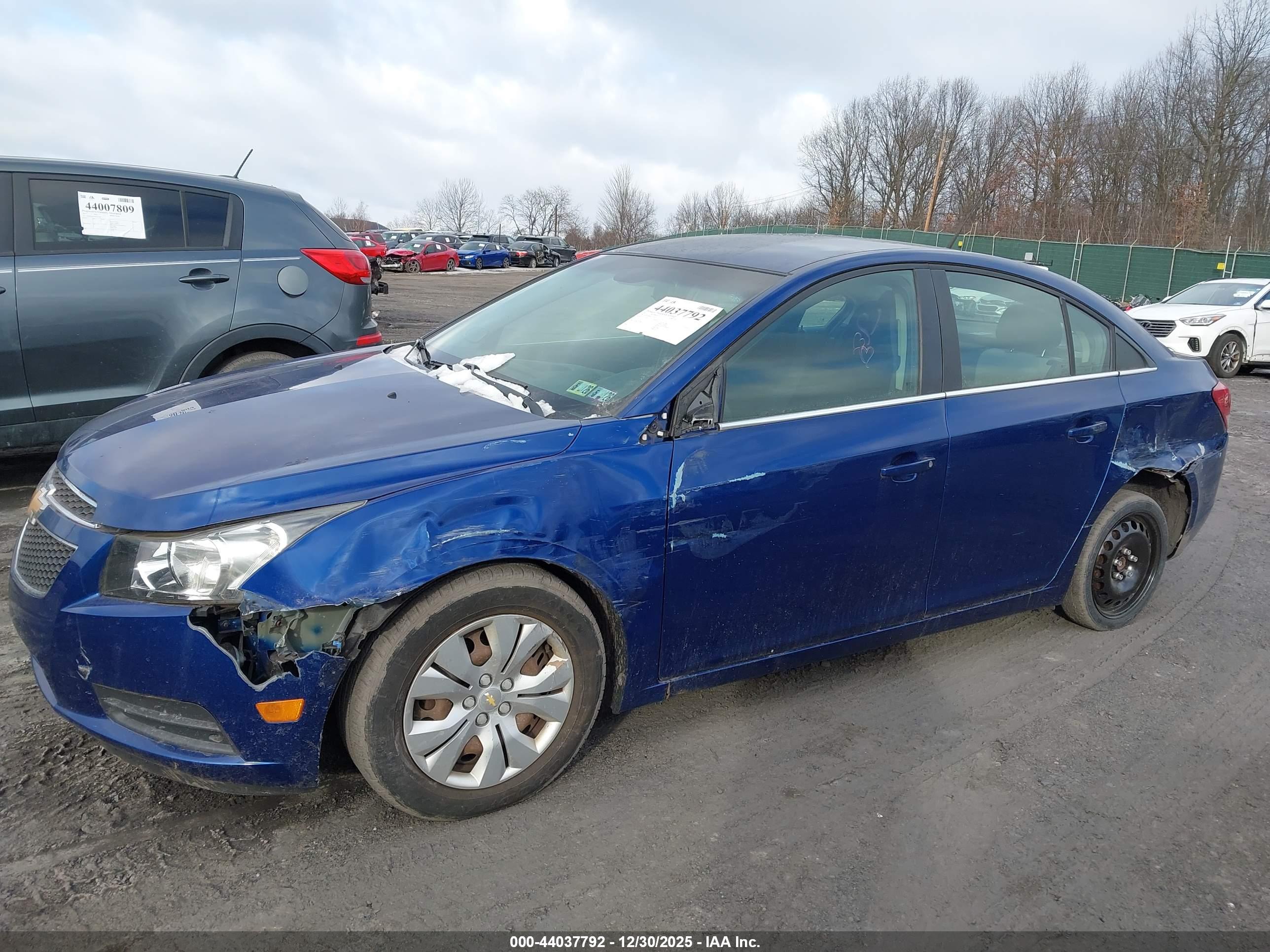CHEVROLET CRUZE image 6