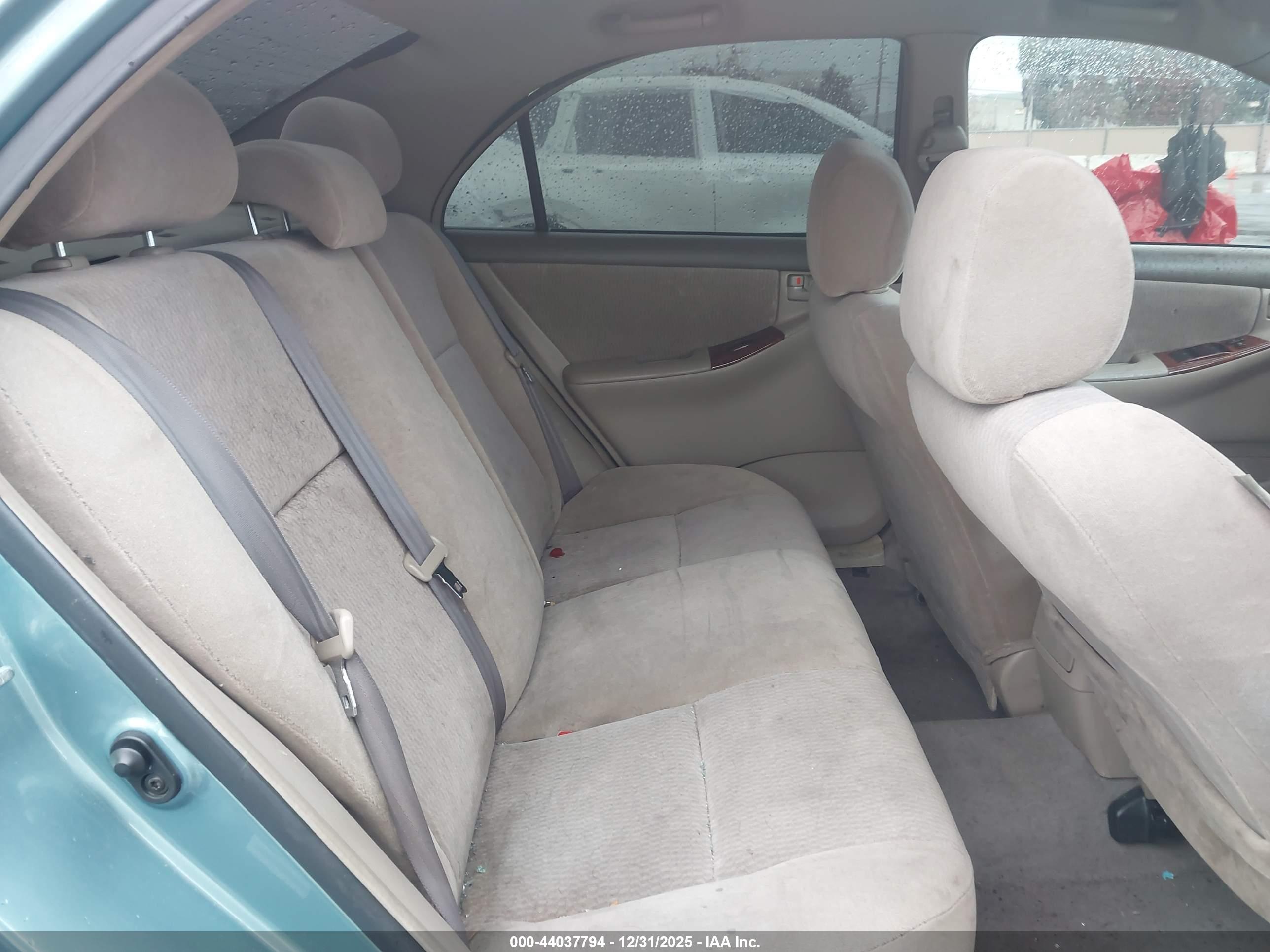 TOYOTA COROLLA image 8