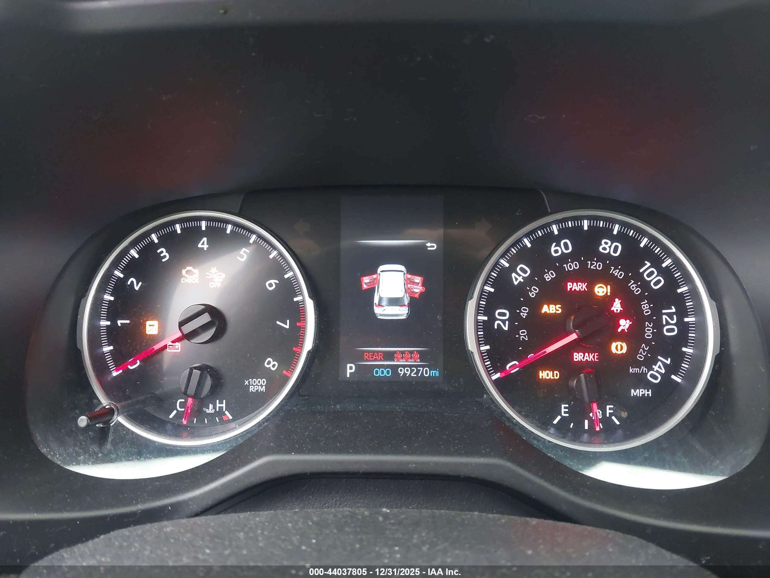 TOYOTA RAV4 image 7
