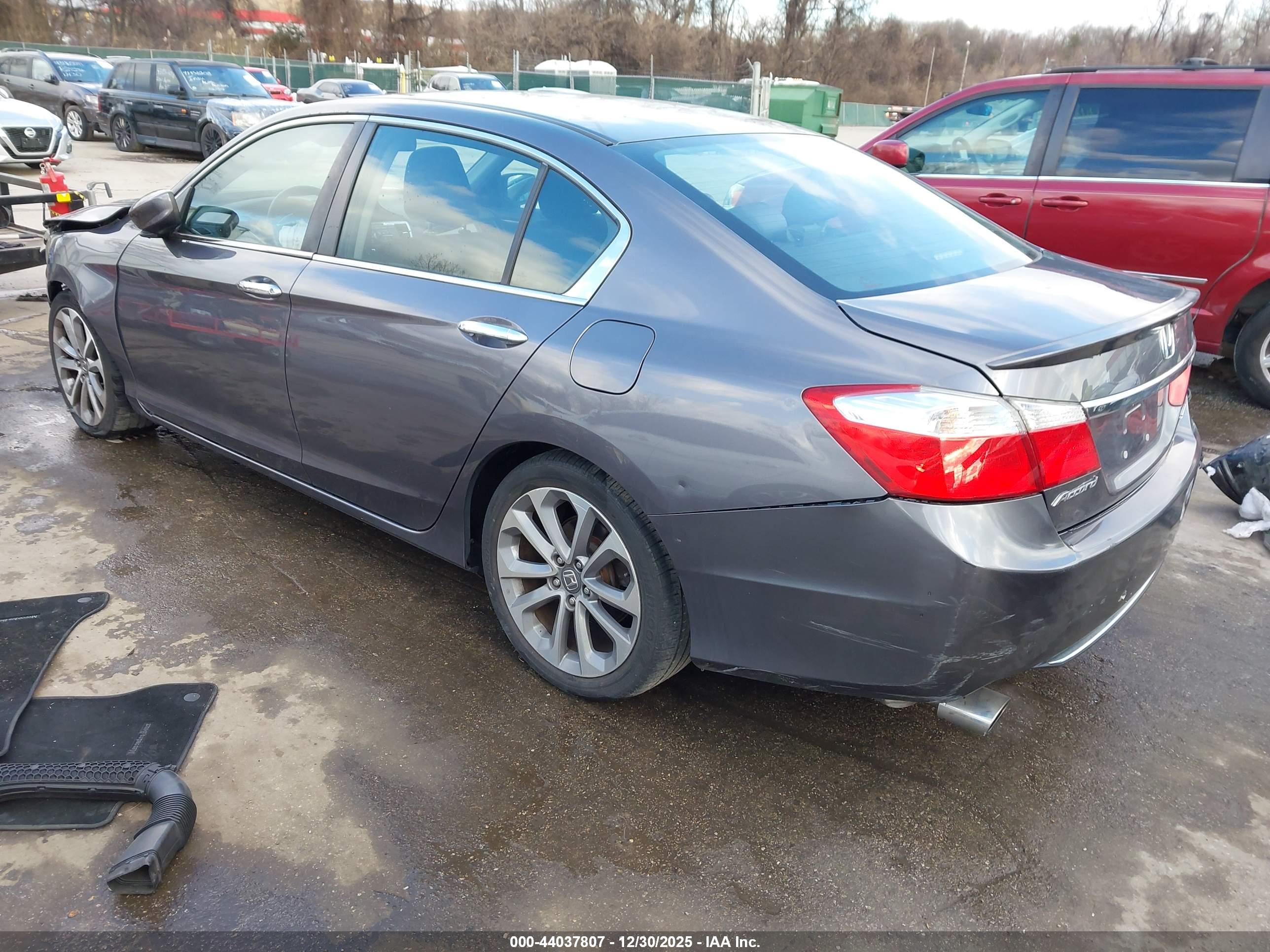 HONDA ACCORD image 3