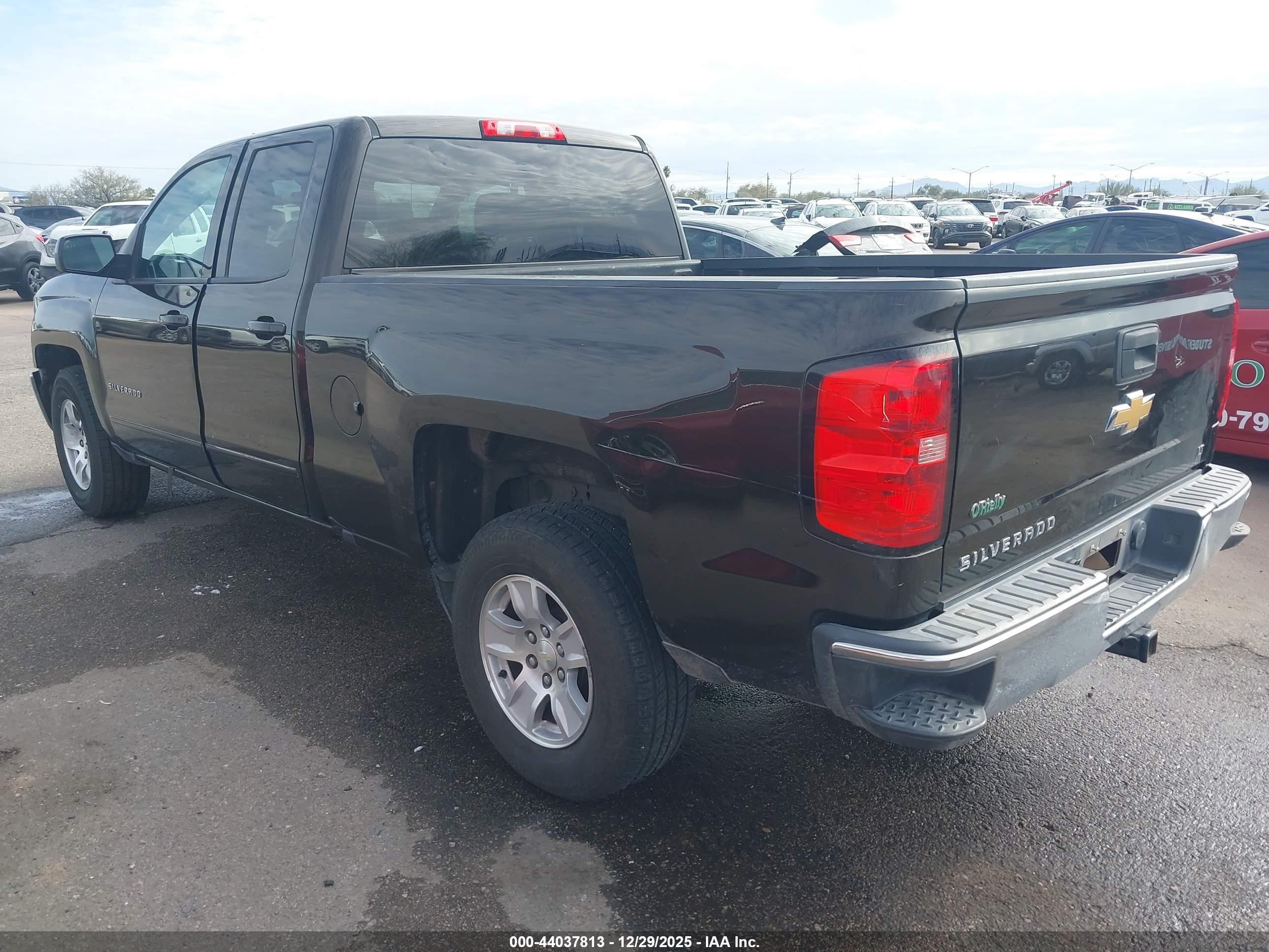 CHEVROLET SILVERADO image 3