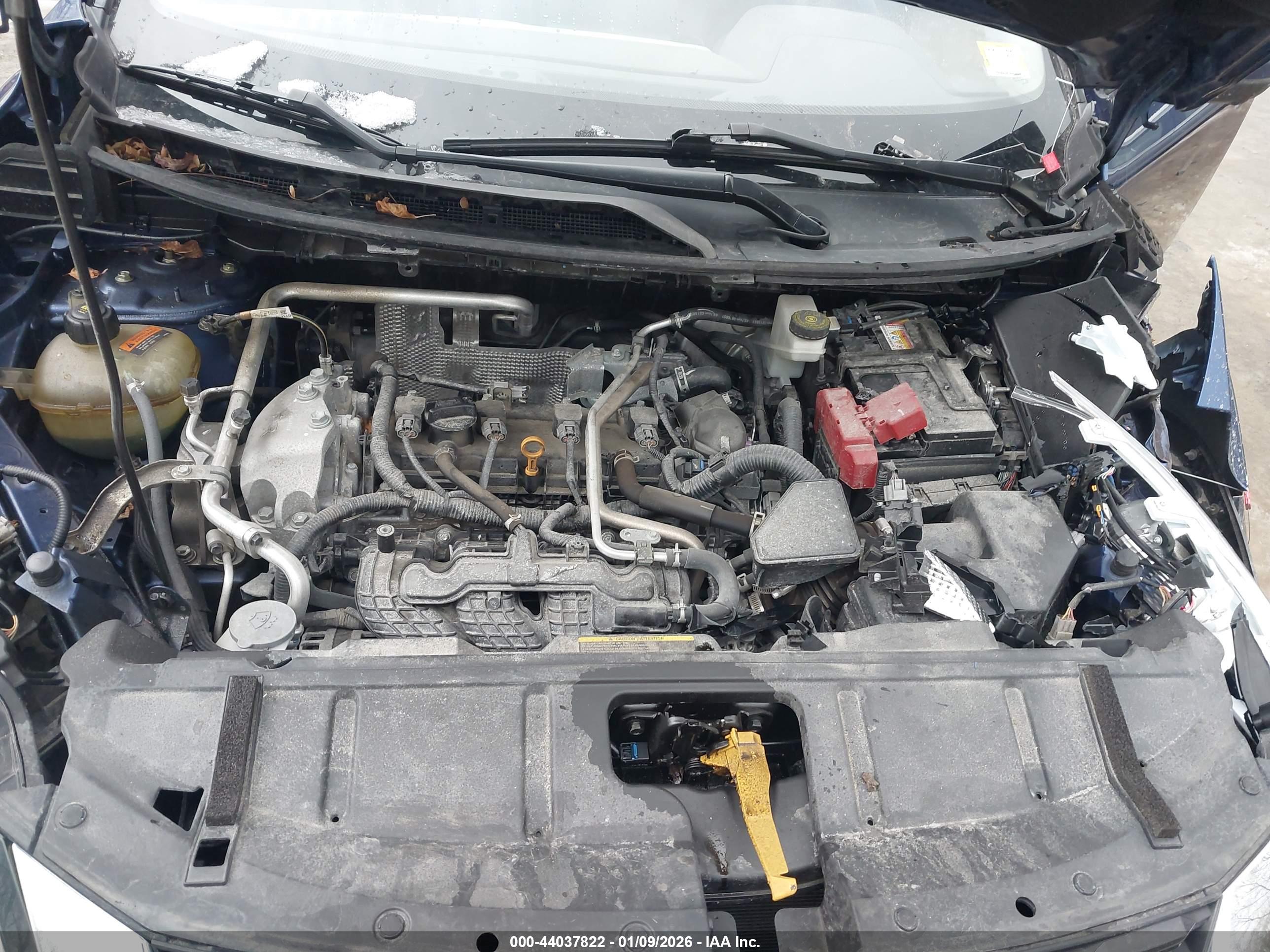 NISSAN ROGUE image 10