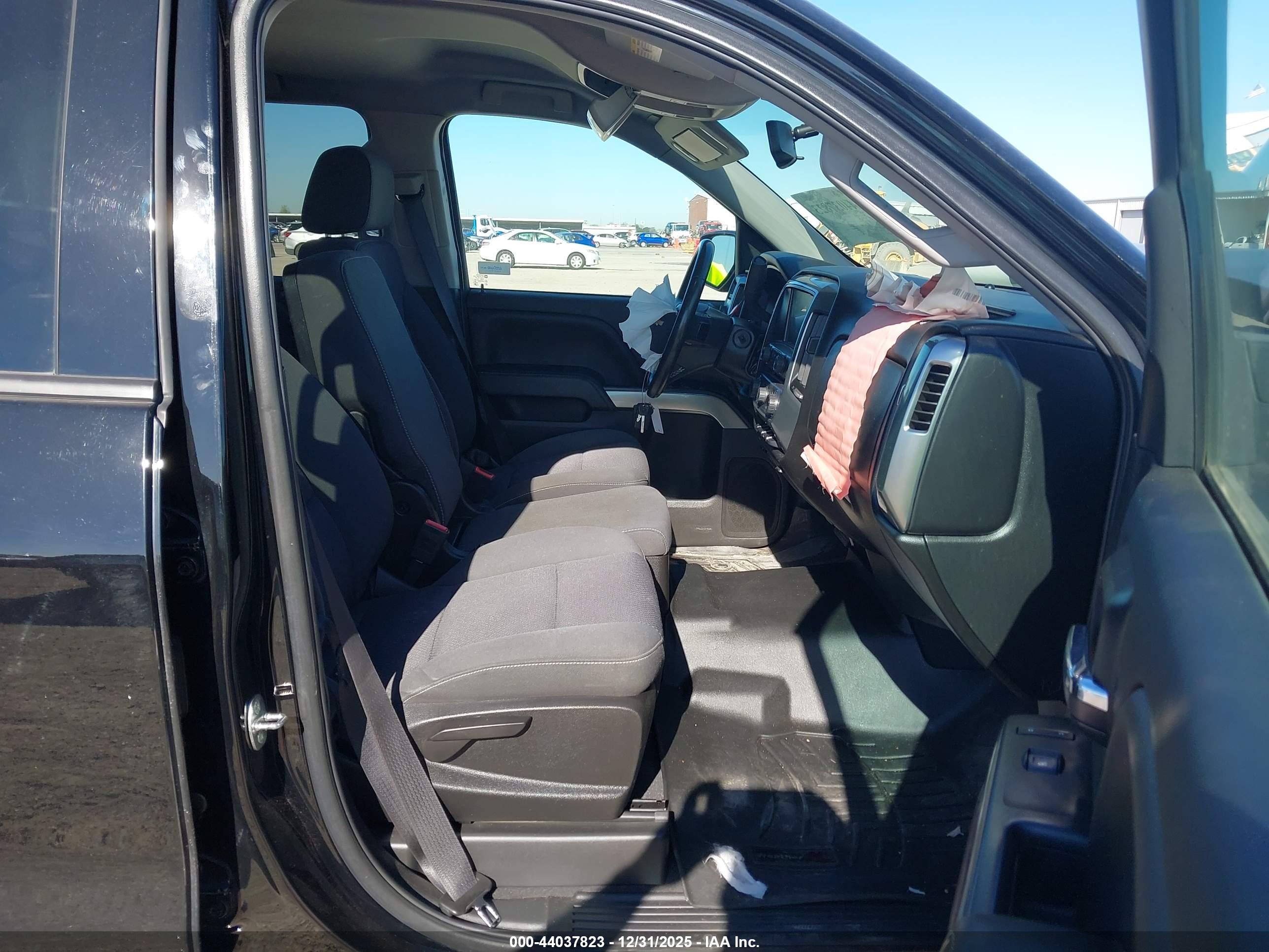 CHEVROLET SILVERADO image 5
