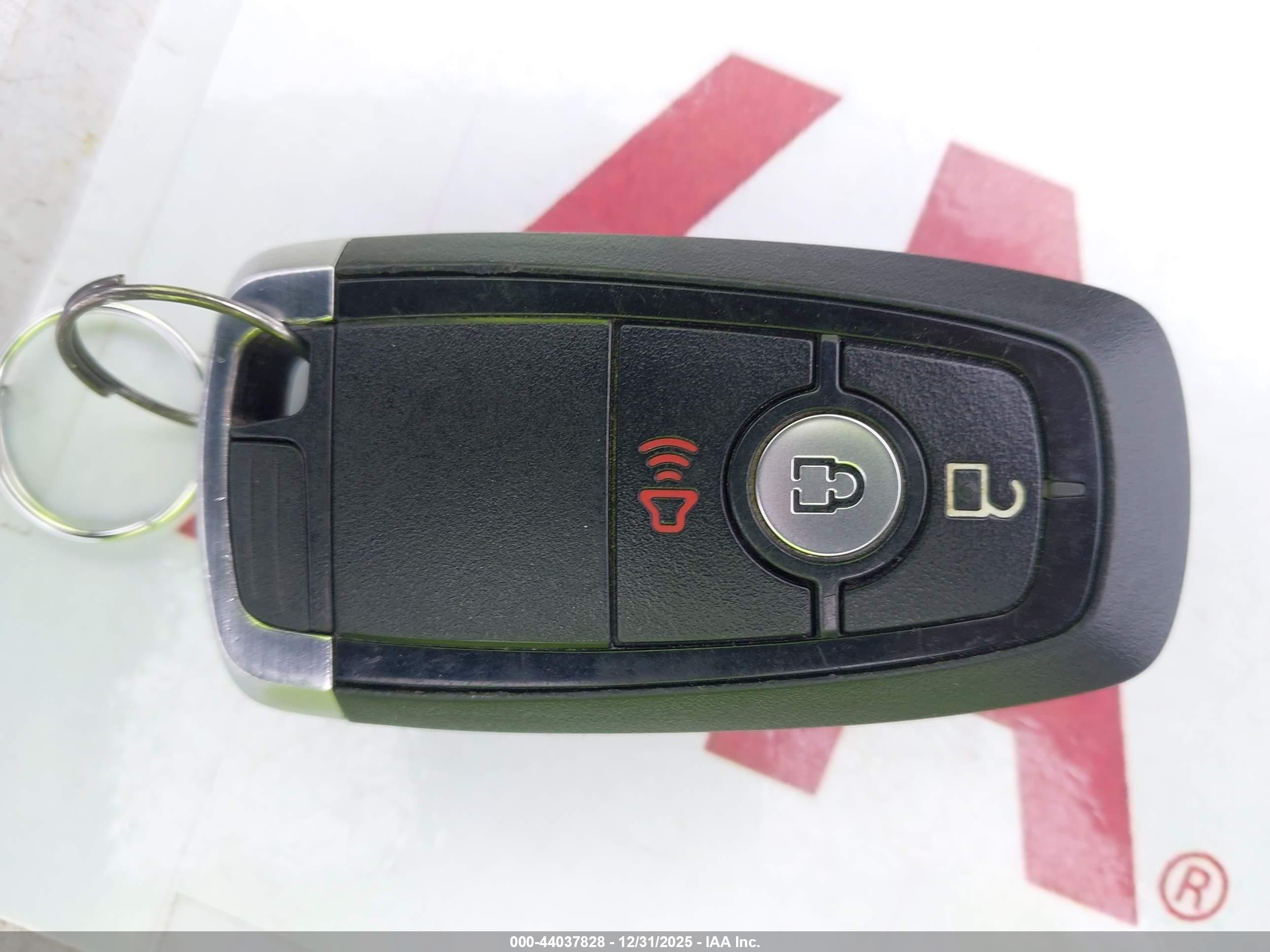 FORD ESCAPE image 11