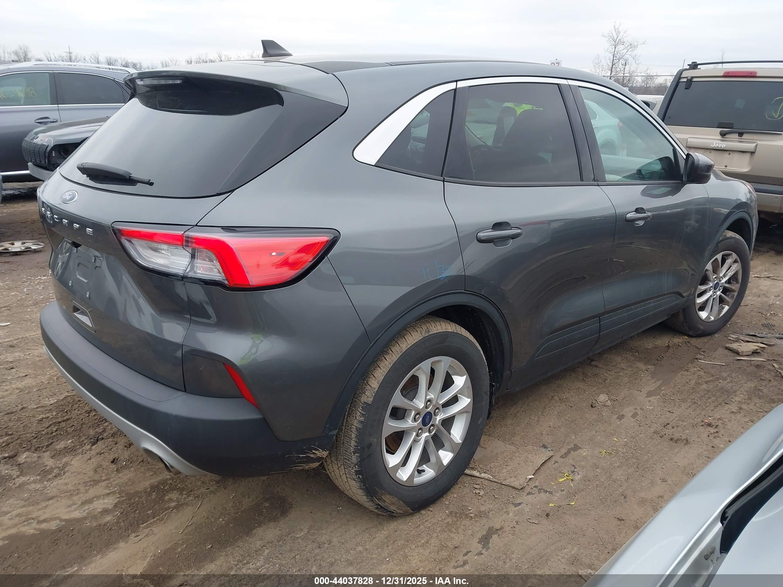 FORD ESCAPE image 4