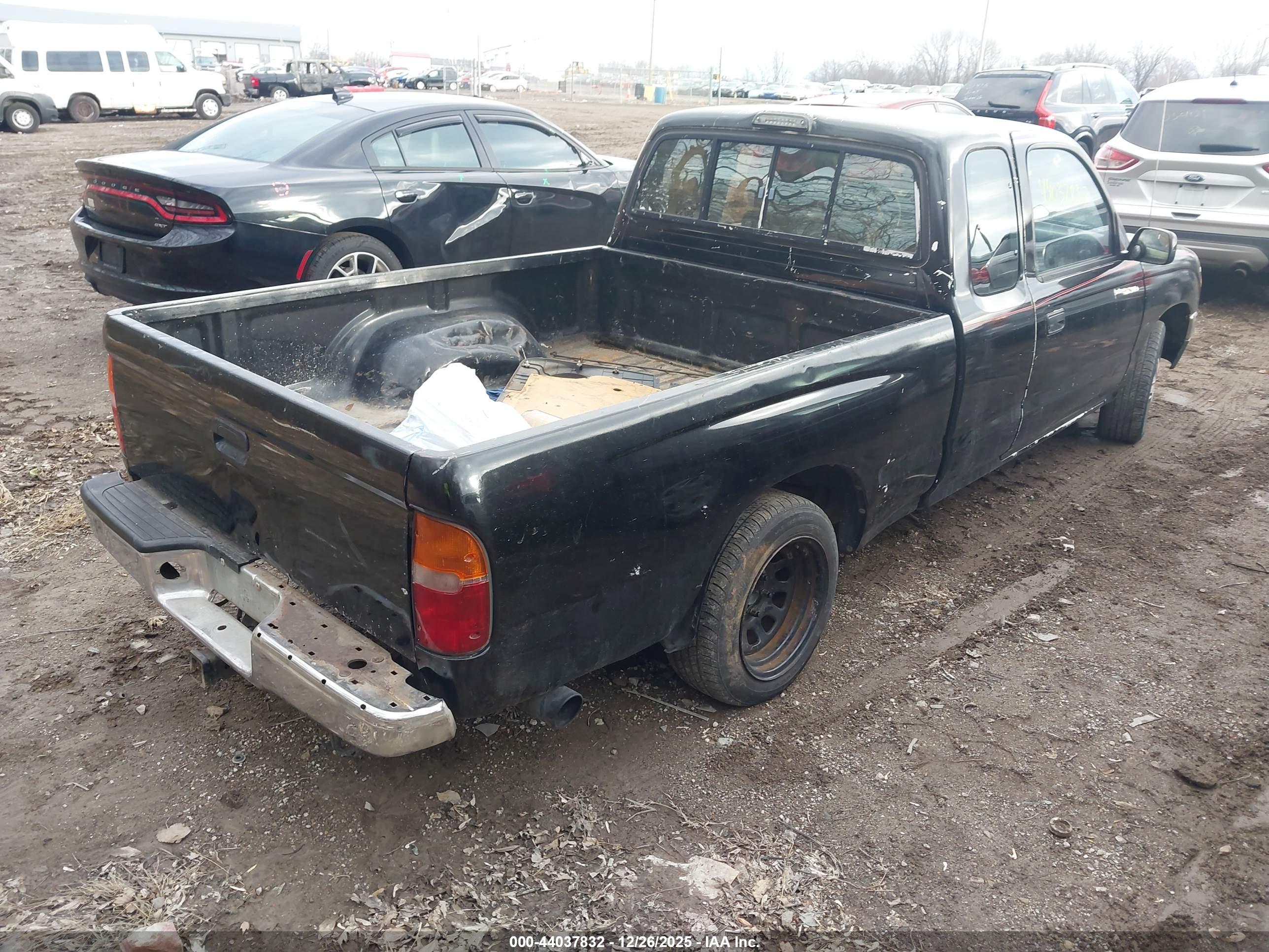 TOYOTA TACOMA image 4