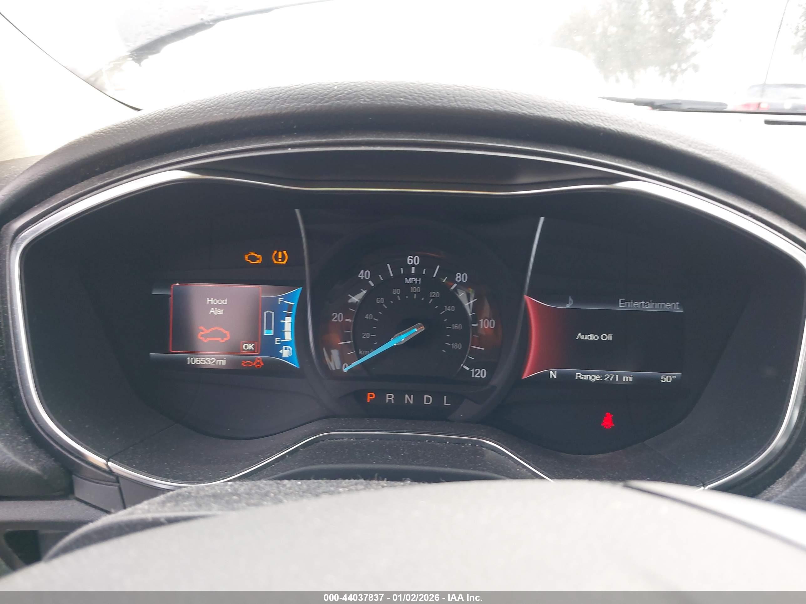 FORD FUSION image 7