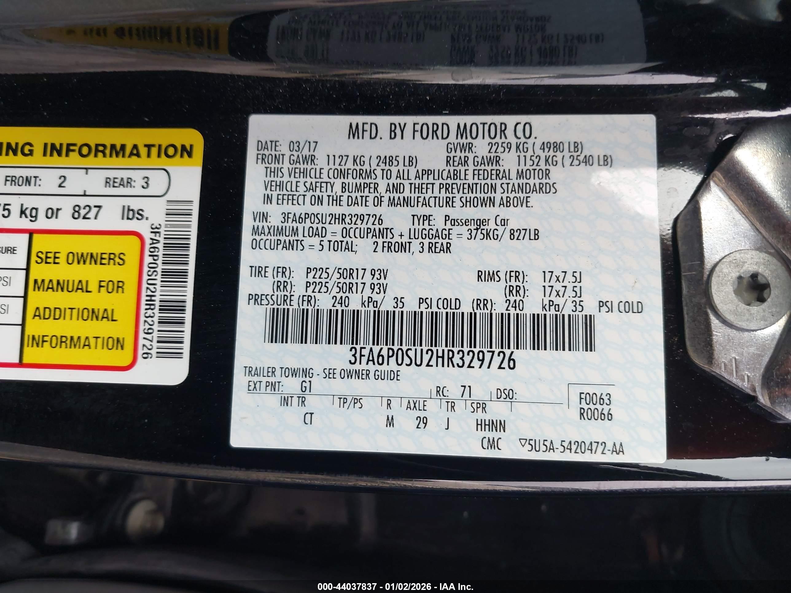 FORD FUSION image 9